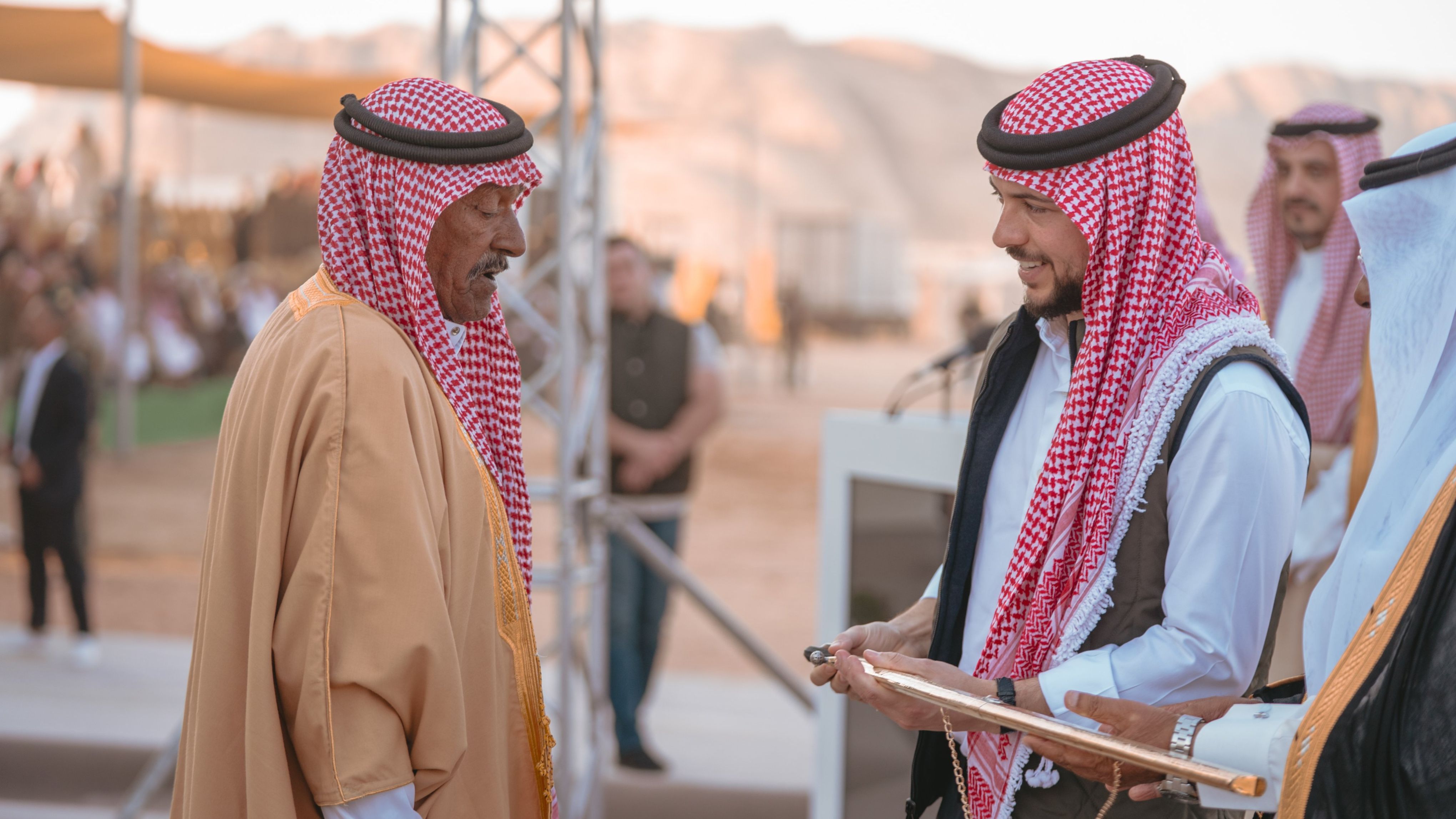 ولي العهد يرعى حفل ختام بطولة كأس العرب للهجن ومهرجان الأردن لسباقات الهجن والشعر النبطي