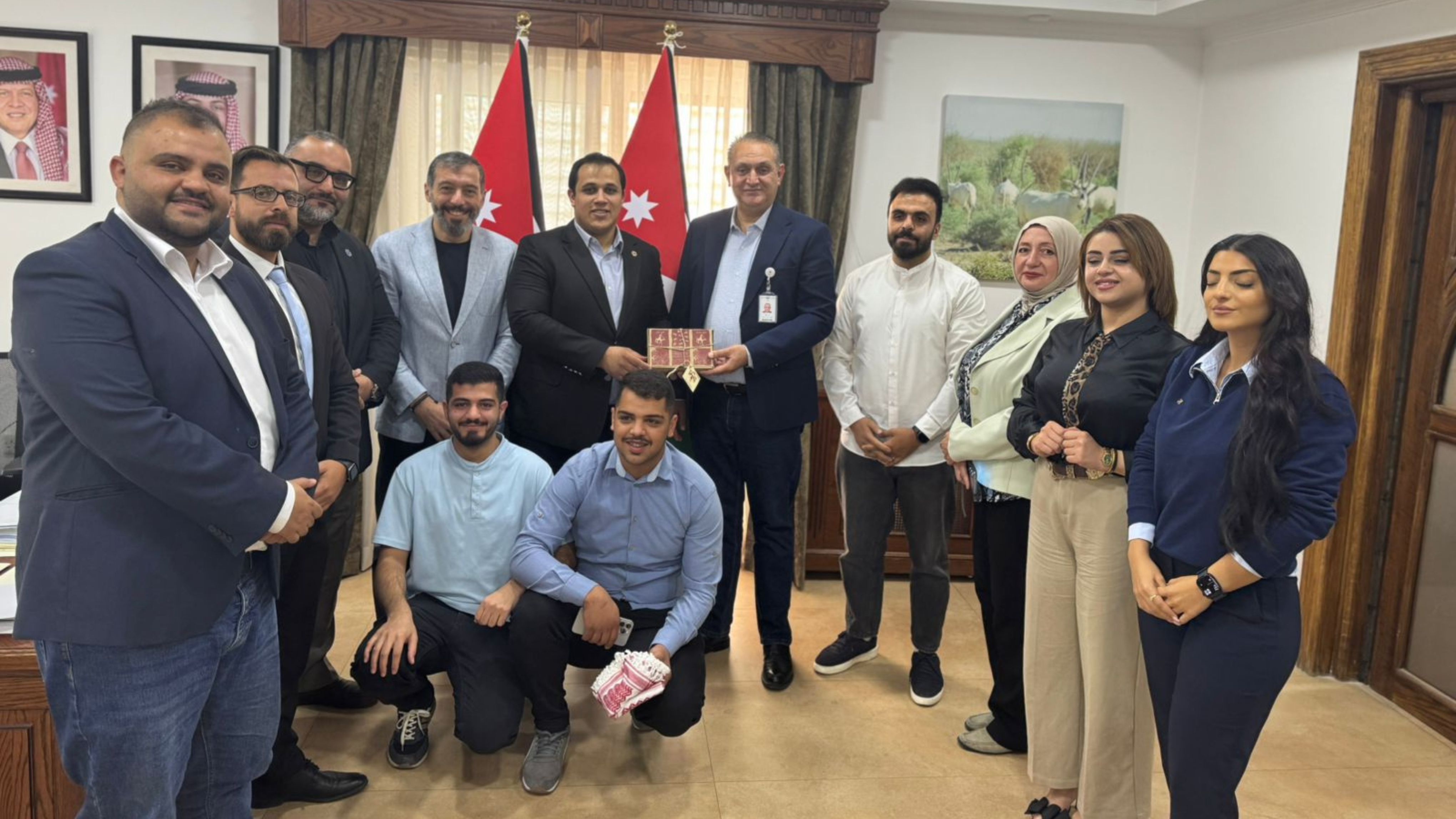 وزير البيئة يلتقي وفدًا من مؤسسة محافظتي للعمل التطوعي والتدريب