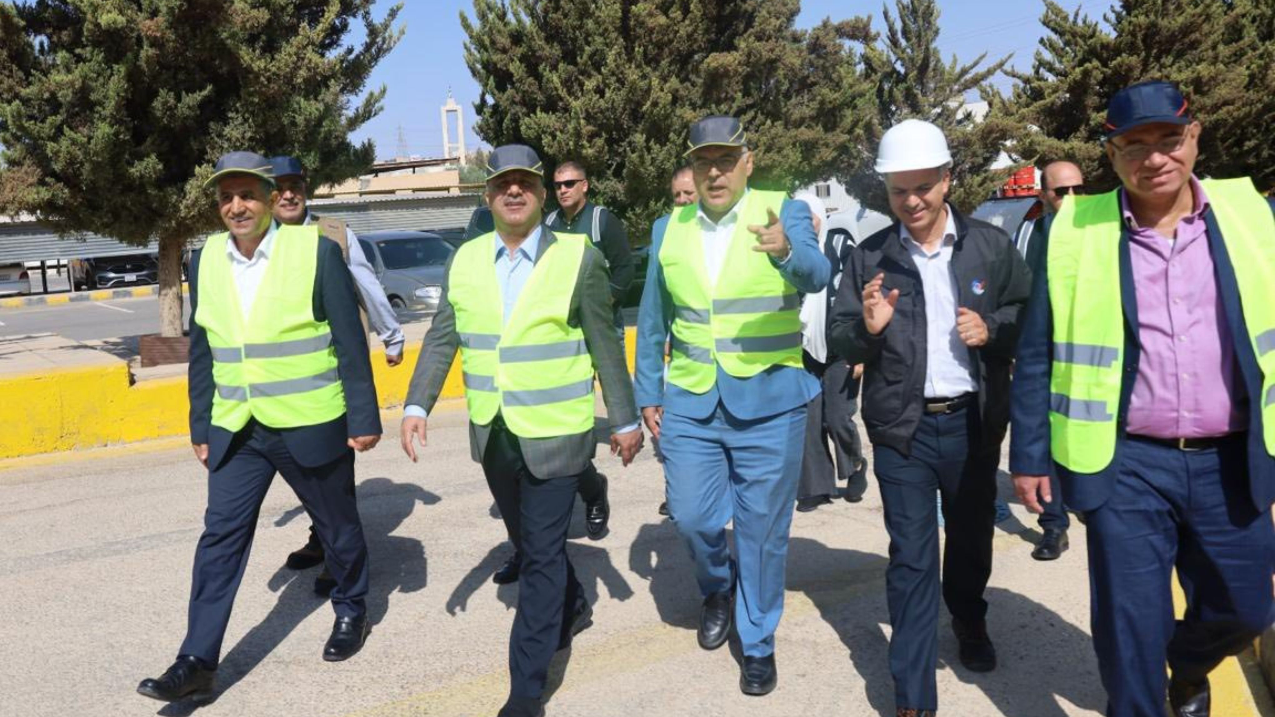 رئيس هيئة الطاقة والمعادن يتفقد محطة رحاب لتوليد الكهرباء