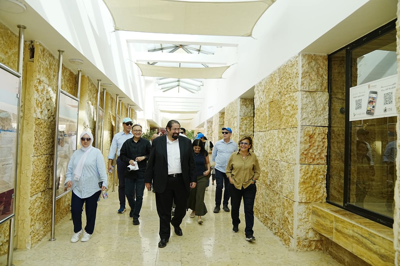 وفد من المجلس التنفيذي لبرامج الأمم المتحدة يزور البترا