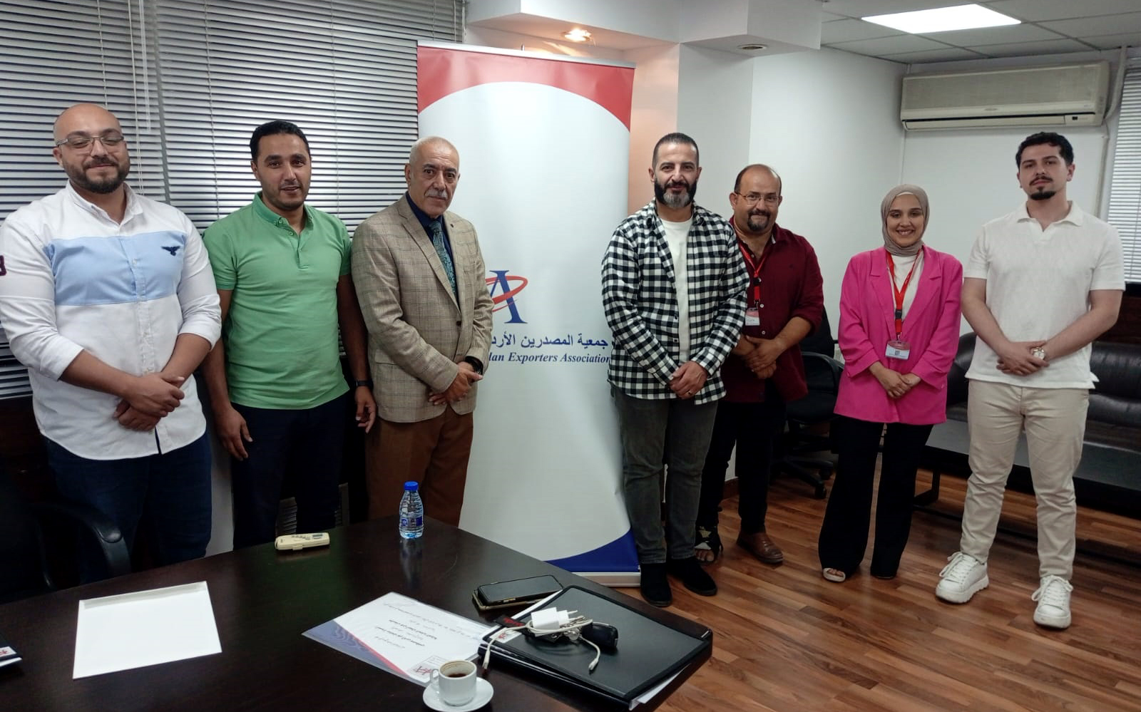 دورة حول التطبيقات المتعلقة بالتجارة الدولية 