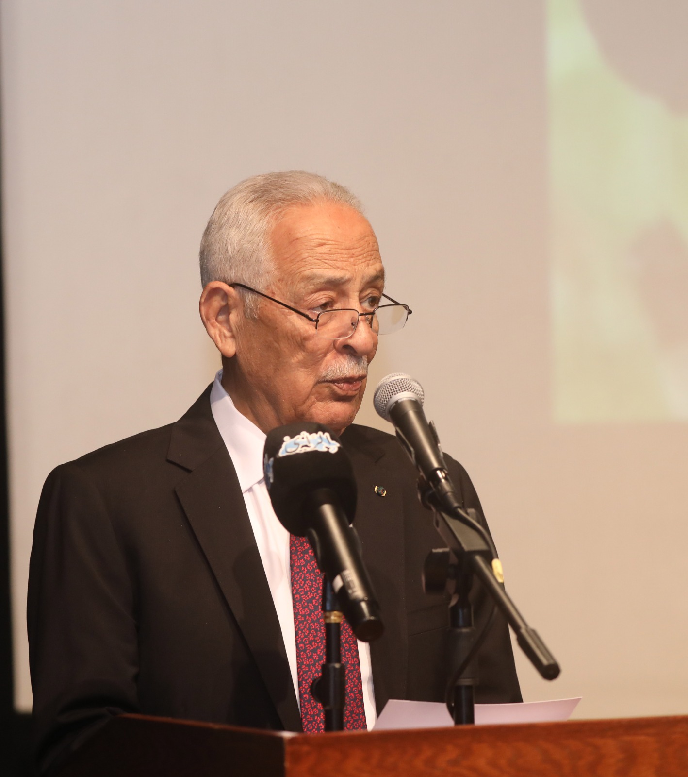 العيسوي يرعى حفل إشهار رواية الشقرا والقمر للروائية اليمنية منار علي 