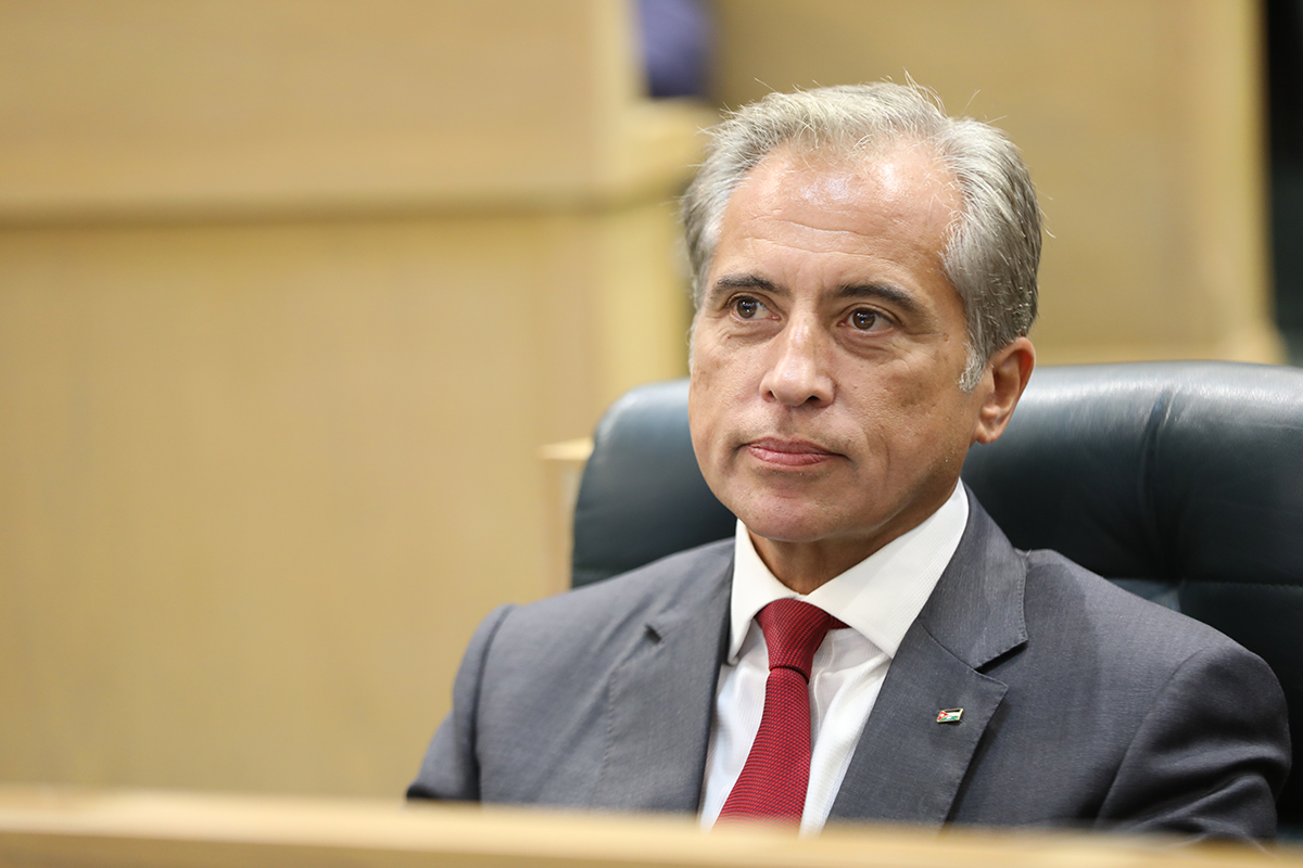 رئيس الوزراء يهنئ القاضي بتوليه منصب رئيس مجلس النواب