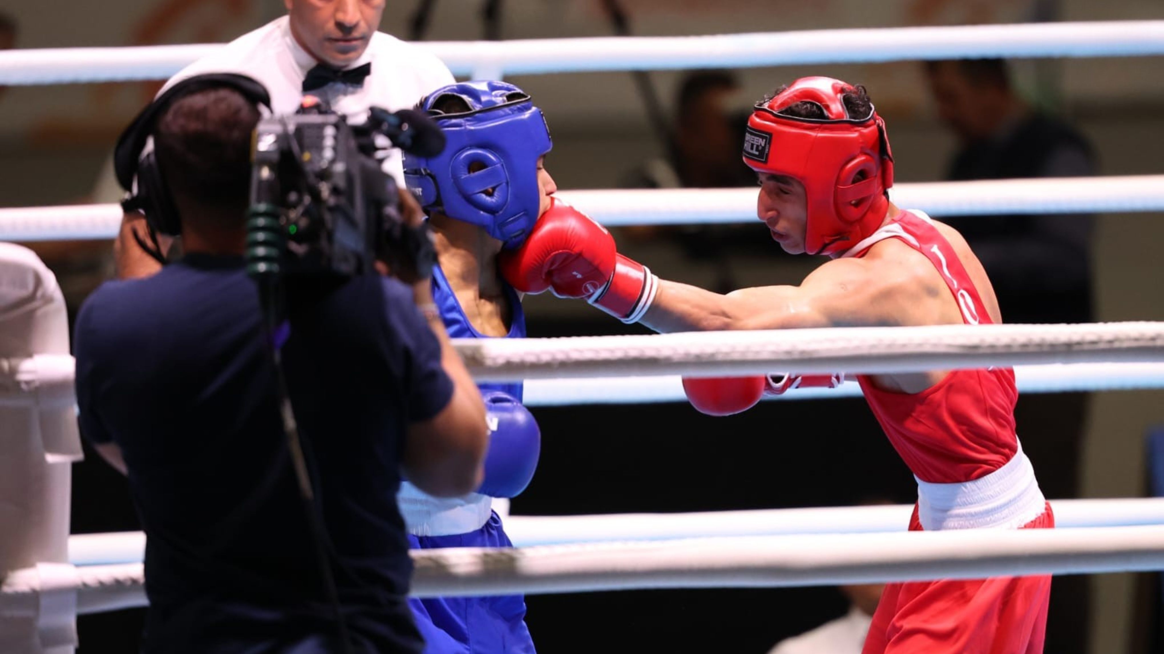 الملاكم المشاعلة يضمن ميدالية للاردن بدورة الألعاب الآسيوية