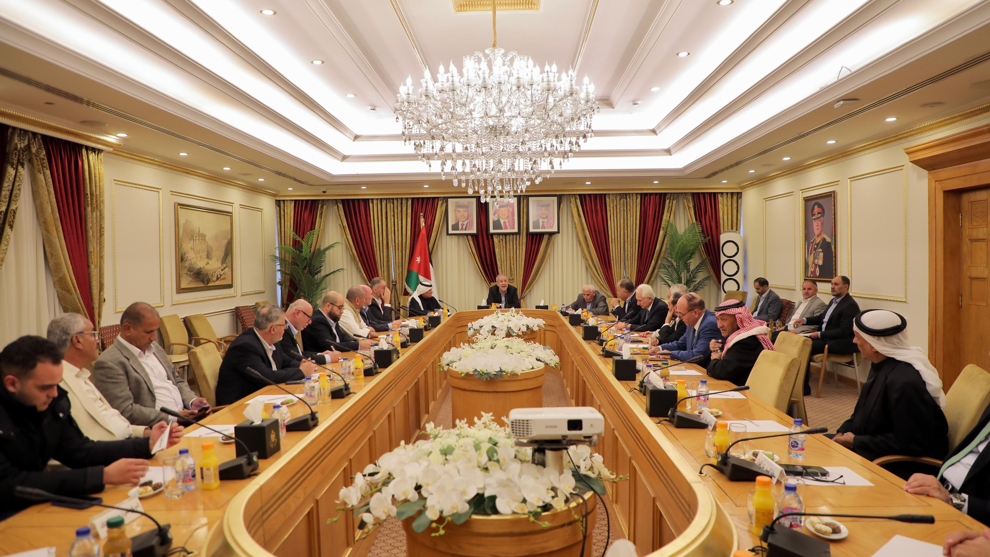 زراعة الأعيان تناقش ملف مصانع الألبان