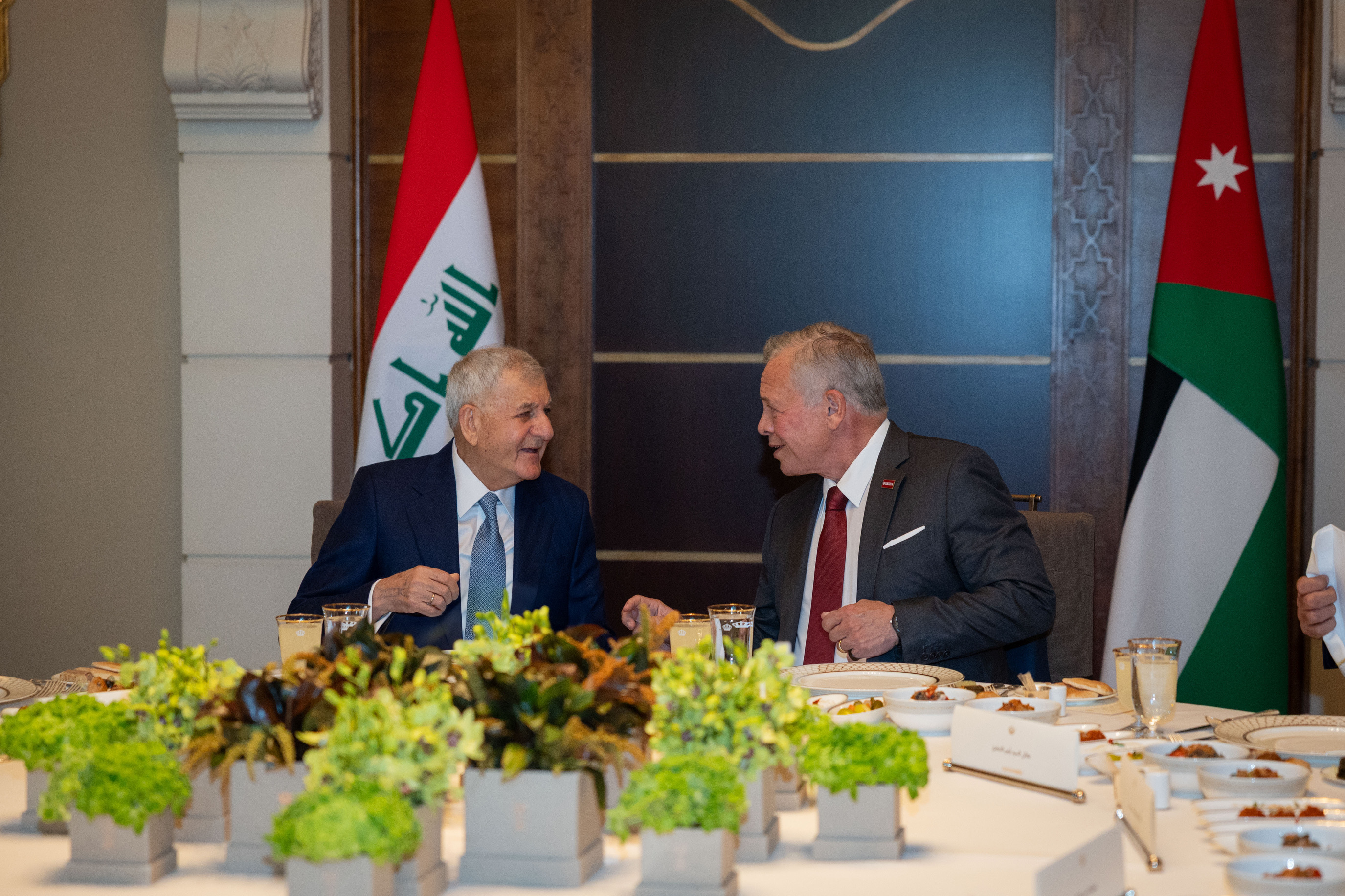 الملك والرئيس العراقي يعقدان لقاء في قصر بسمان