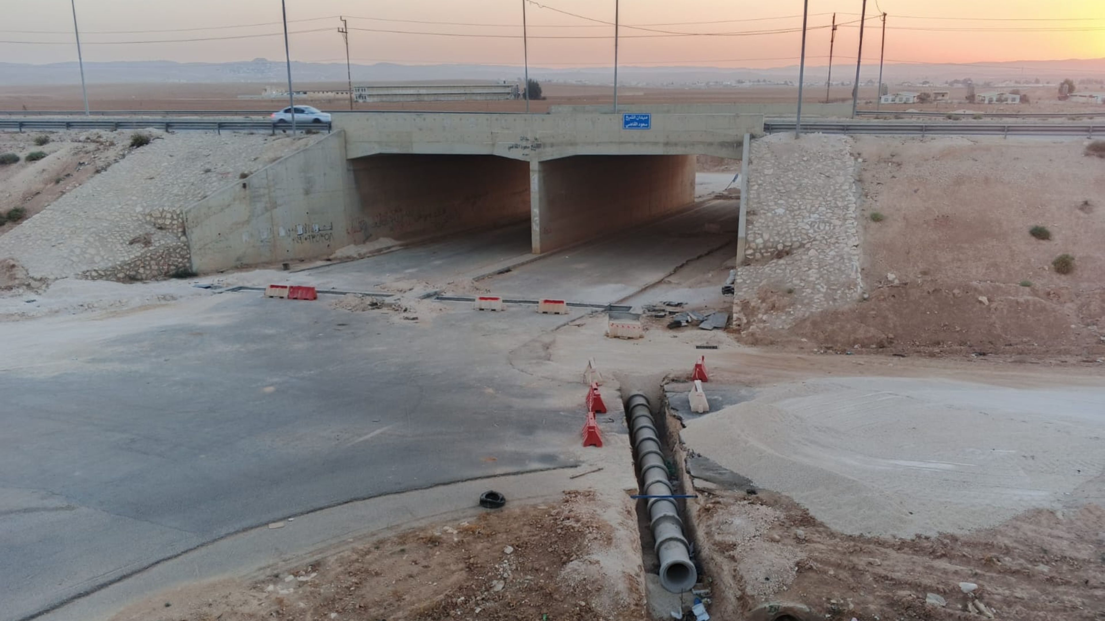 الأشغال: 60 % نسبة إنجاز تحسين نظام التصريف بنفق حوشا في المفرق