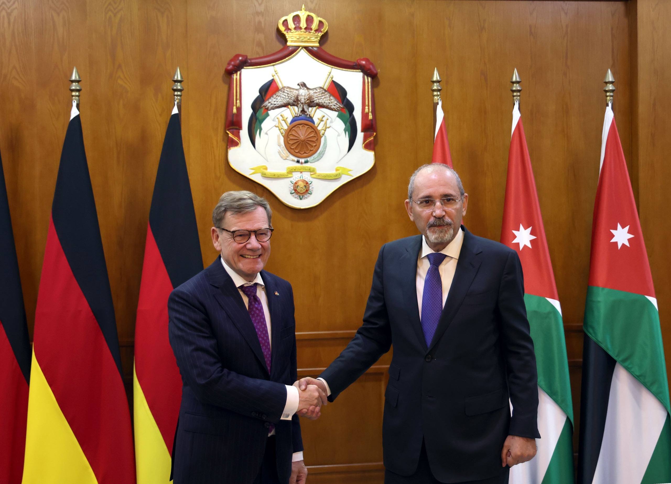 وزير الخارجية يلتقي نظيره الألماني