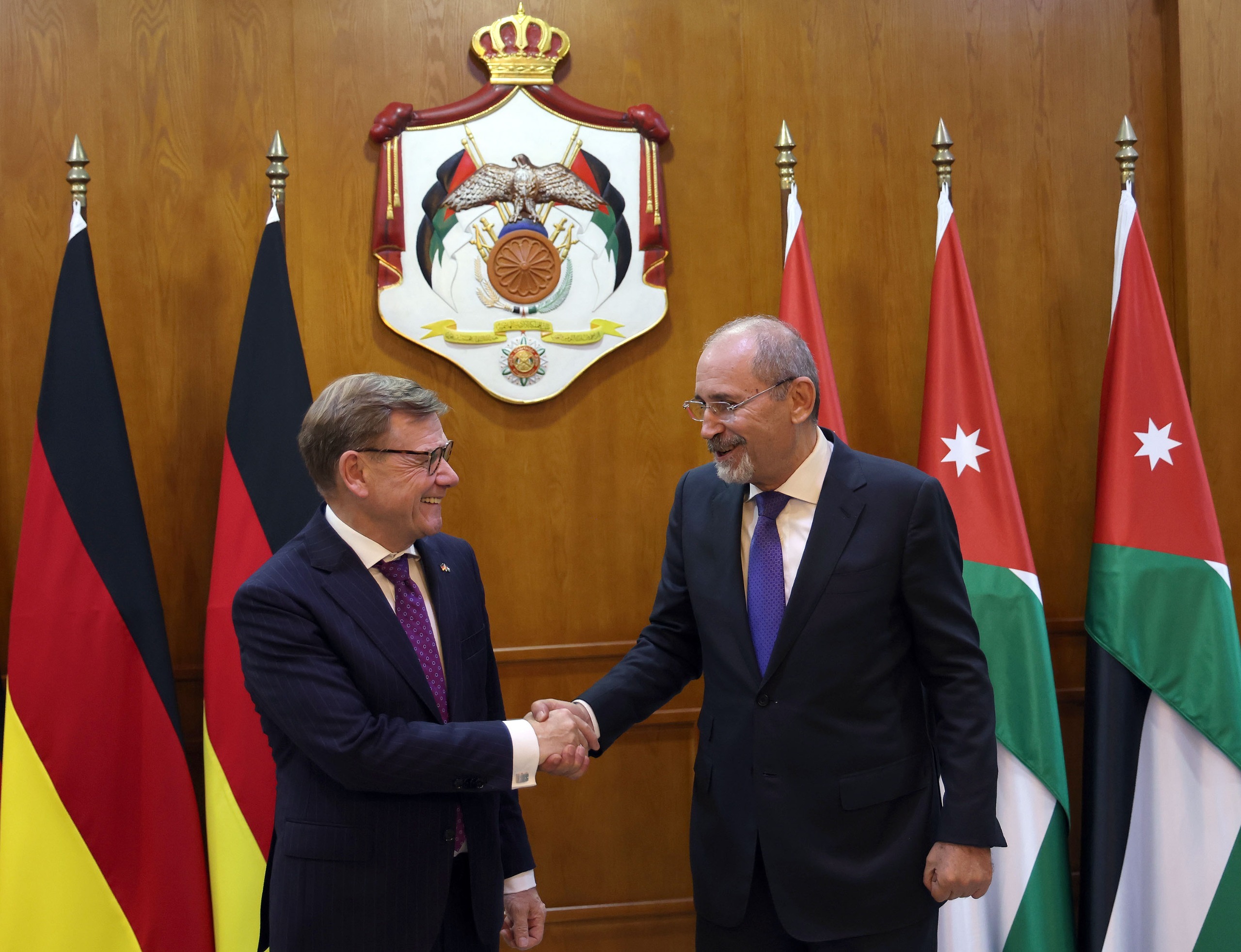 وزير الخارجية يلتقي نظيره الألماني