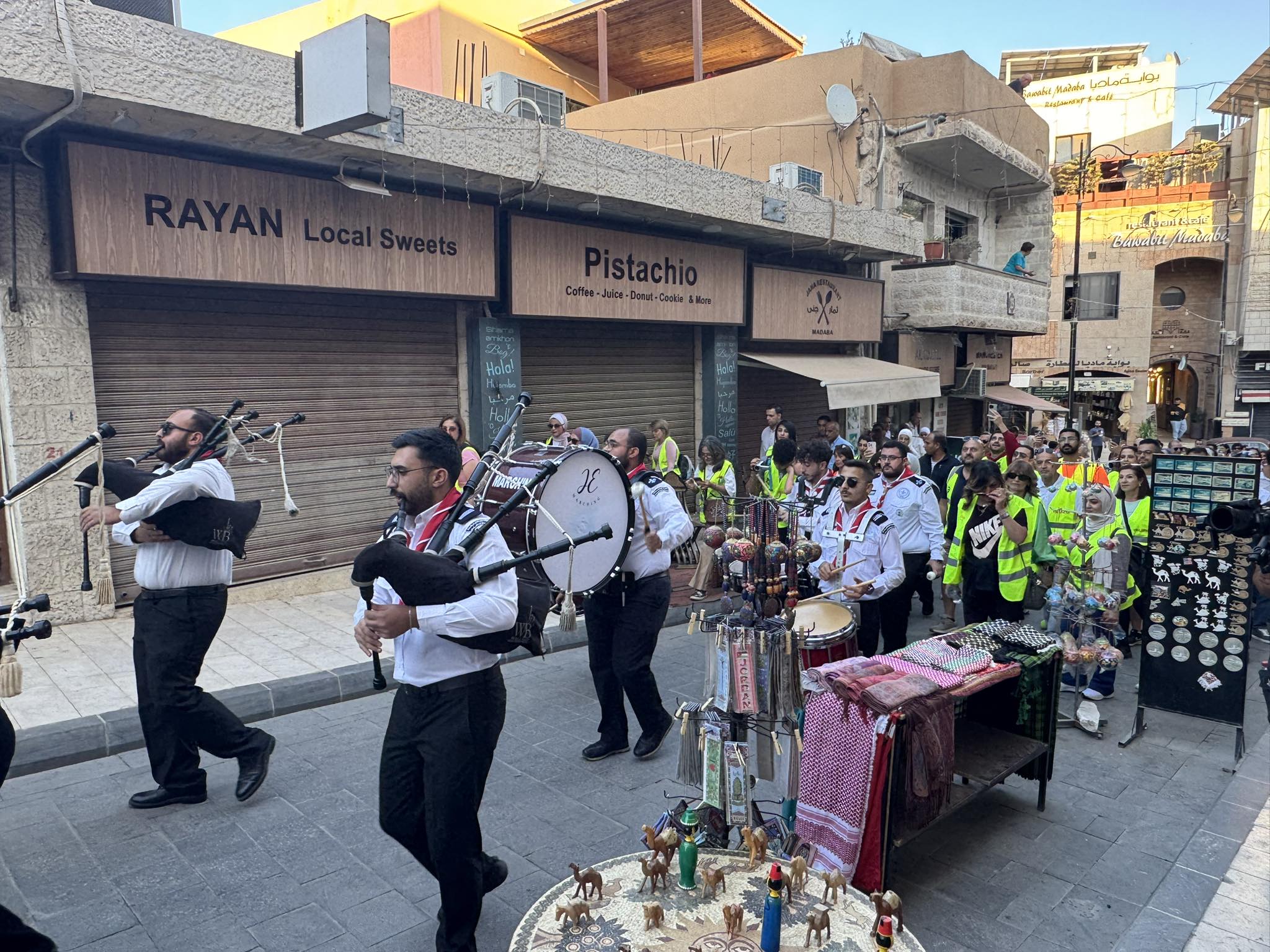 إطلاق مبادرة جولة مشي في مادبا بمشاركة مجتمعية واسعة