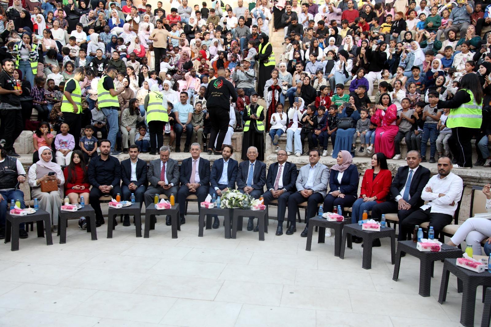 العيسوي يرعى انطلاق مبادرة شاشة أمل الإنسانية للأطفال المرضى والأيتام  واللاجئين