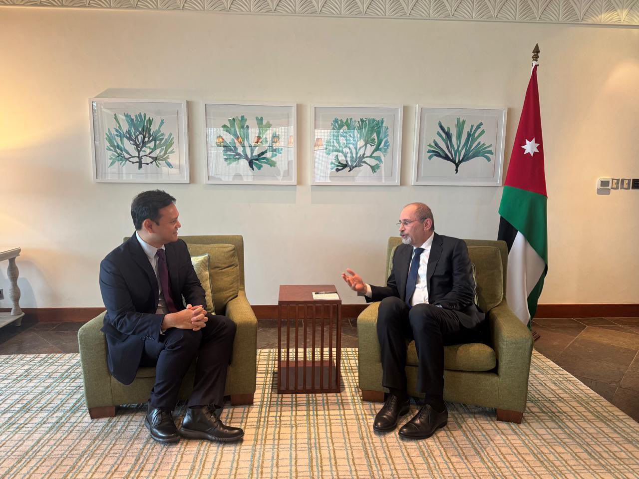 وزير الخارجية: الأولوية الآن ضمان الالتزام باتفاق وقف إطلاق النار بغزة 