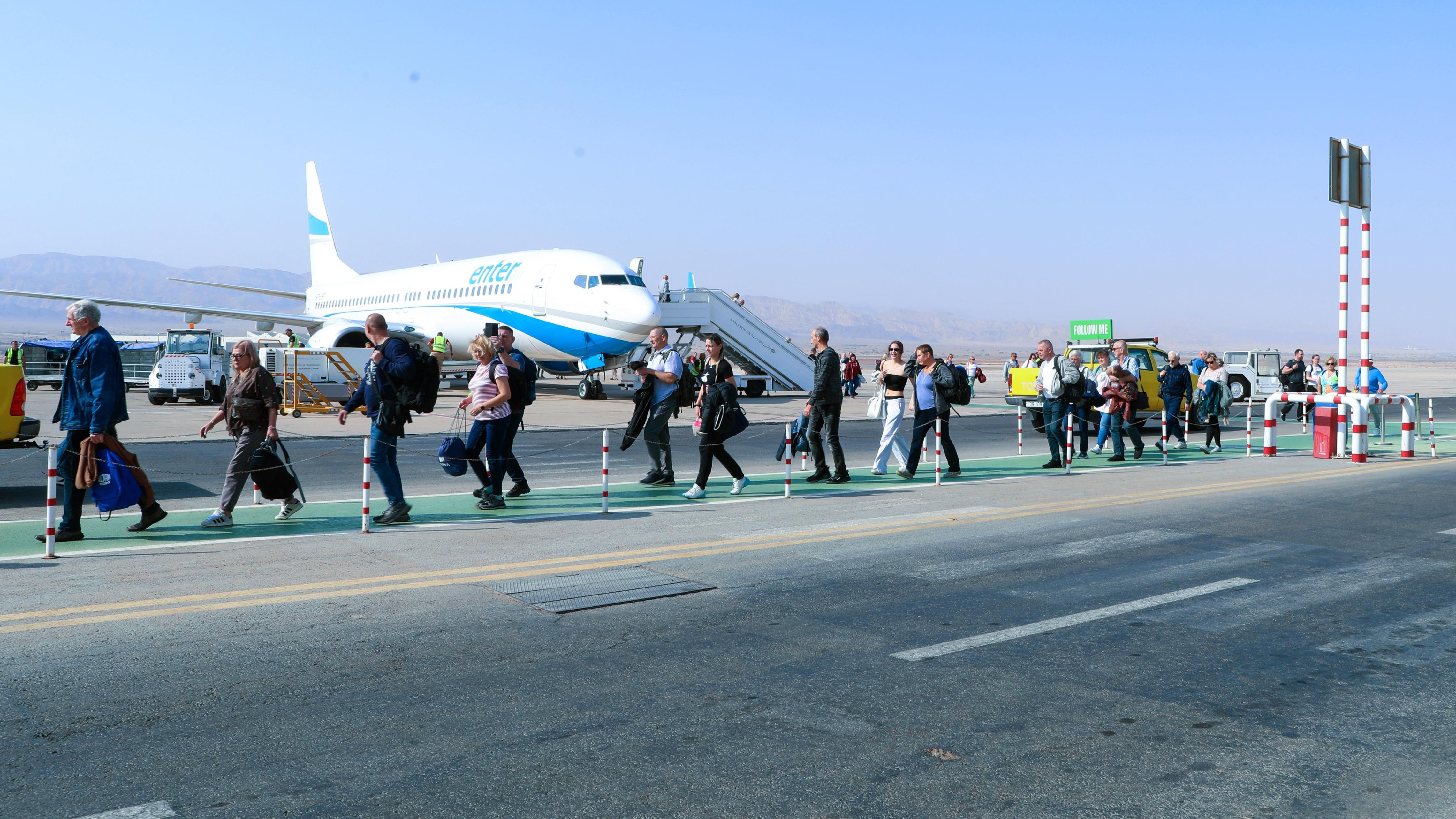 أولى الرحلات الجوية العارضة من بولندا تحط في مطار الملك حسين بالعقبة