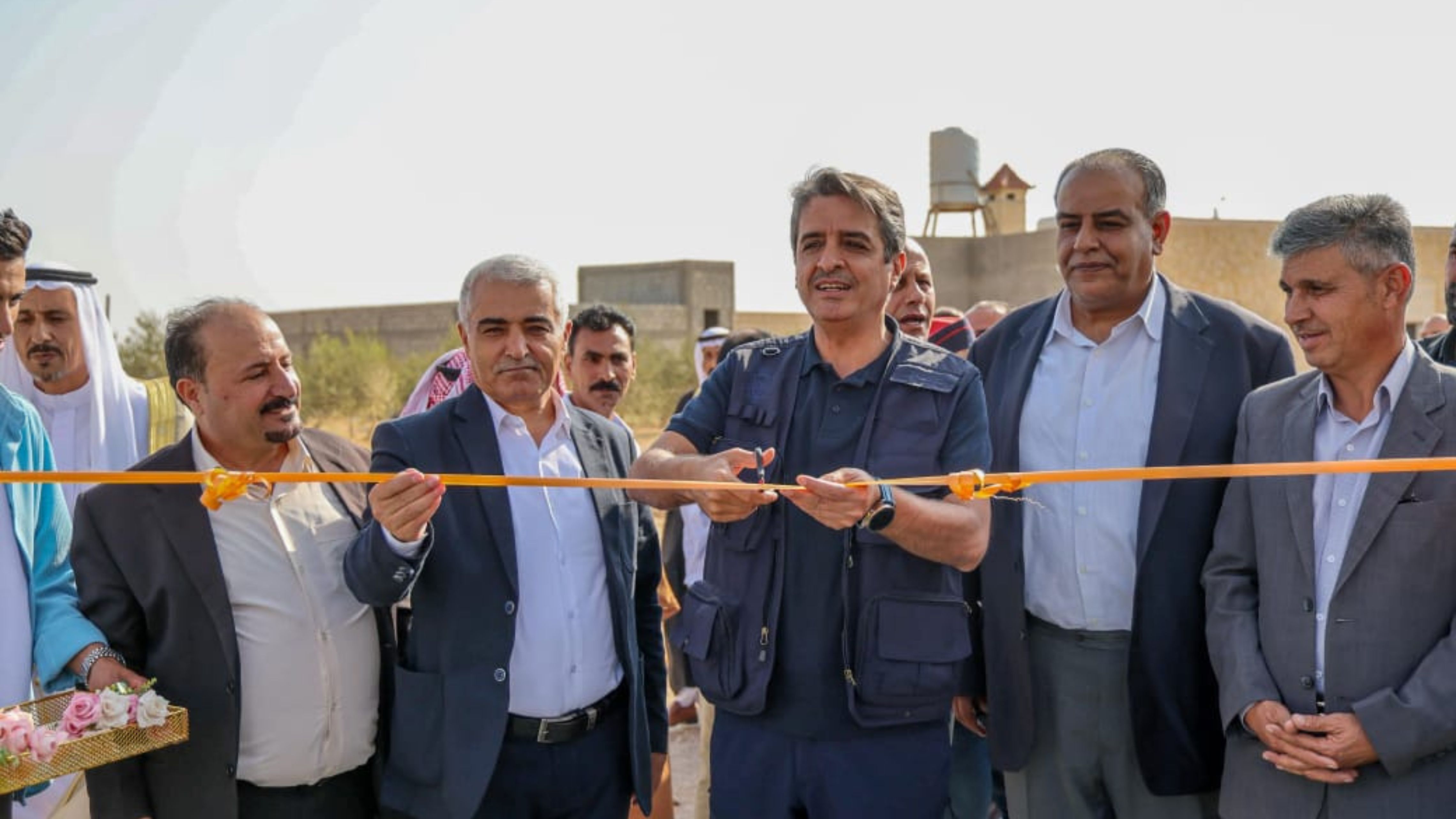 وزير الشباب يفتتح ملعب نادي روضة الأمير راشد الرياضي في معان ويتفقد عدداً من المراكز