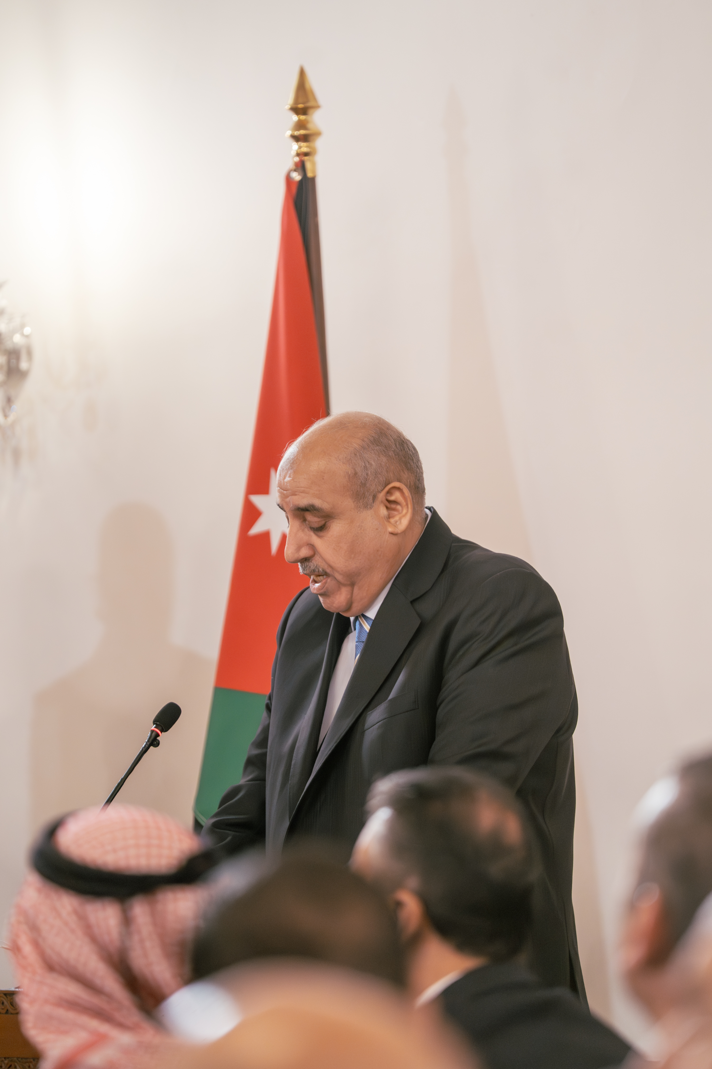 الملك يستمع إلى ردي مجلسي الأعيان والنواب على خطاب العرش