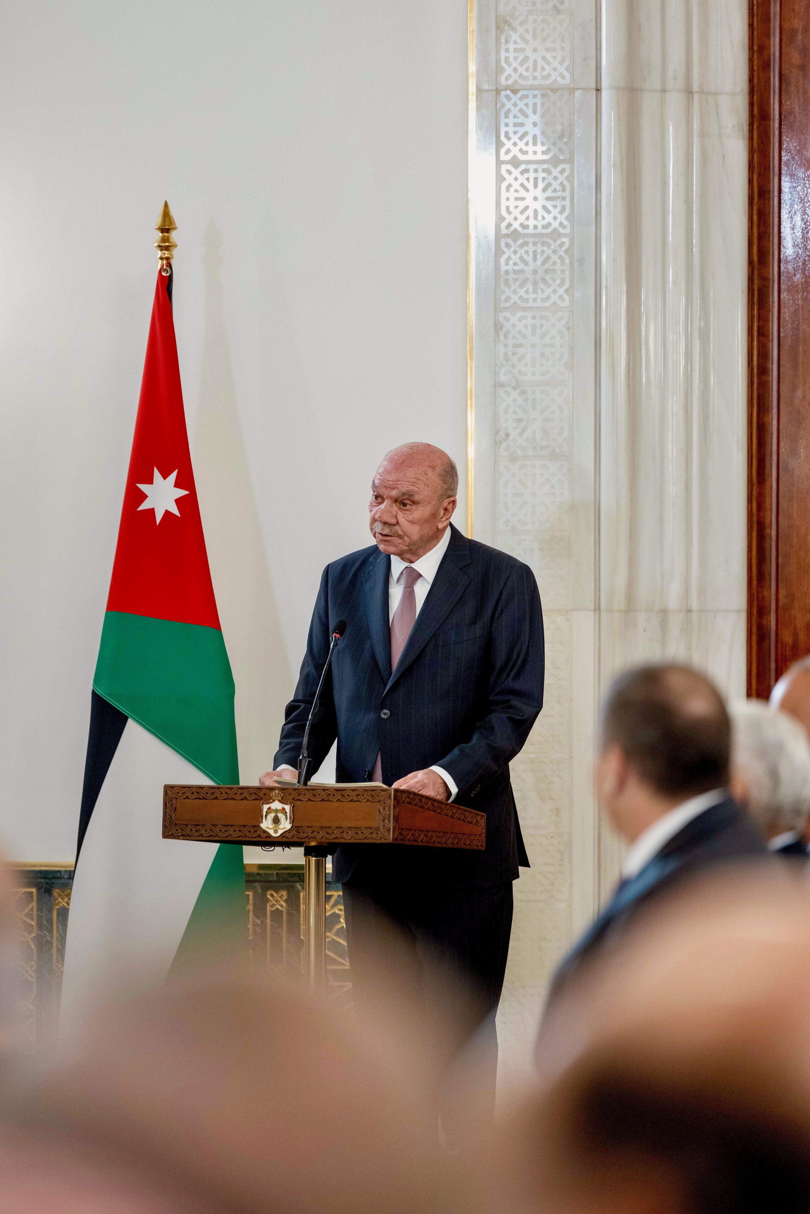 الملك يستمع إلى ردي مجلسي الأعيان والنواب على خطاب العرش