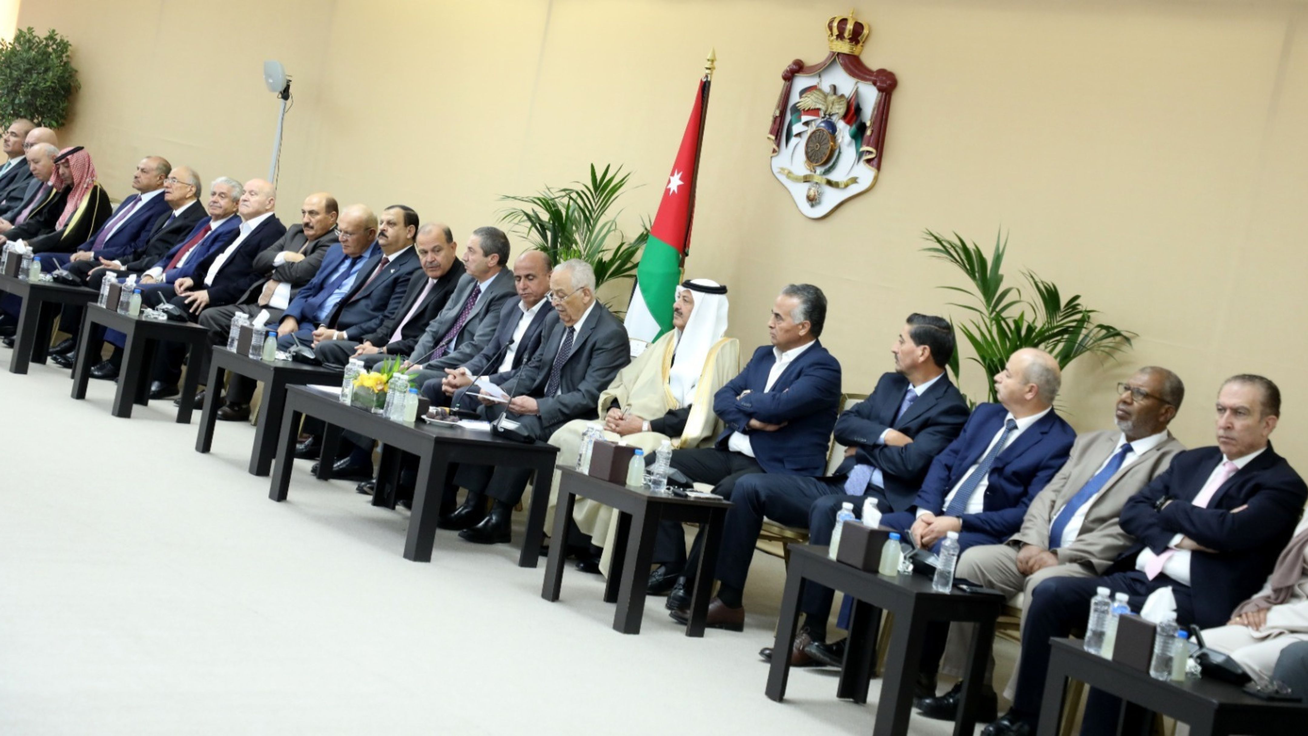 استكمالاً للزيارة الملكية للكرك رئيس الديوان الملكي يلتقي 200 شخصية من أبناء وبنات المحافظة