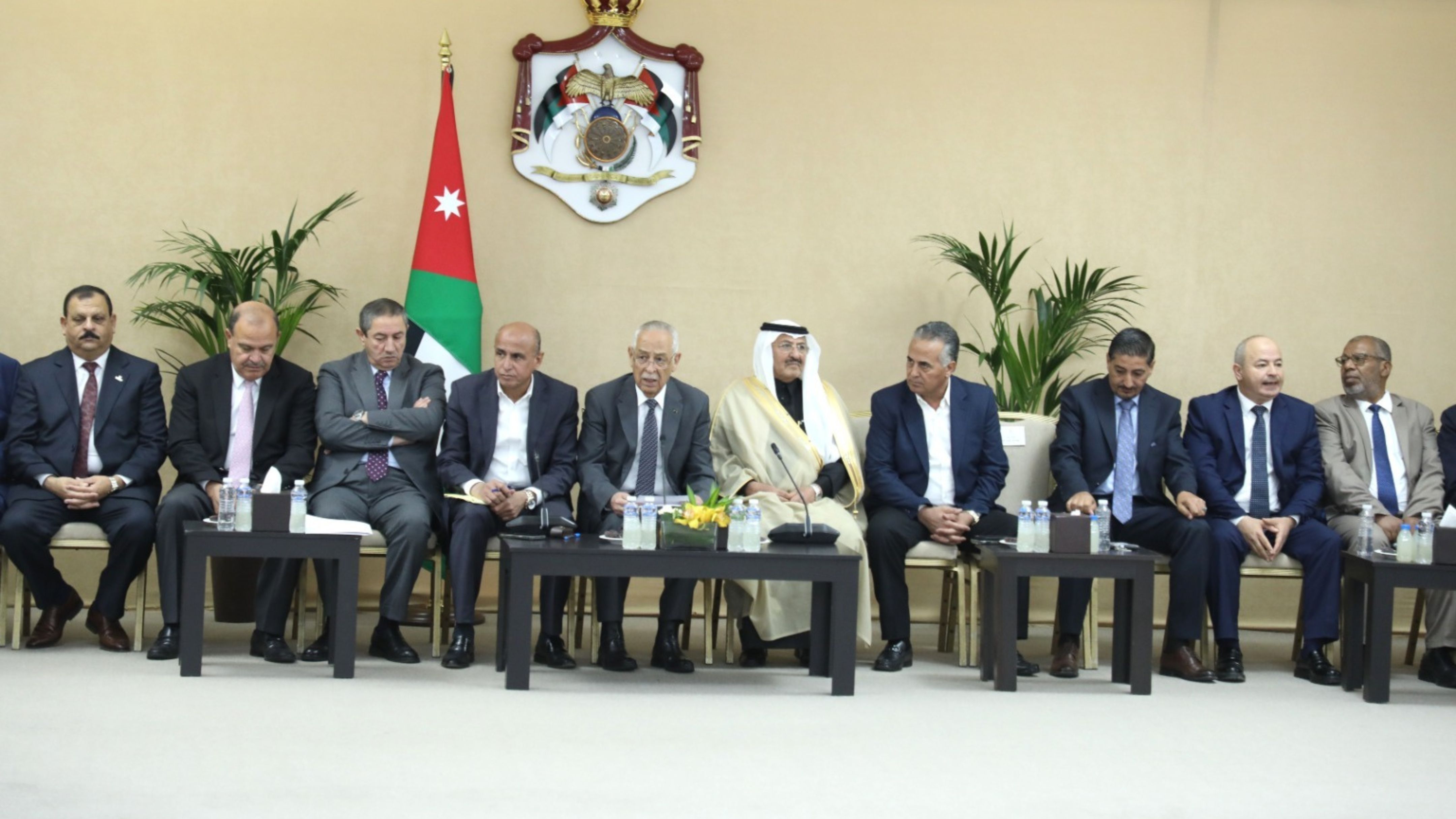 استكمالاً للزيارة الملكية للكرك رئيس الديوان الملكي يلتقي 200 شخصية من أبناء وبنات المحافظة