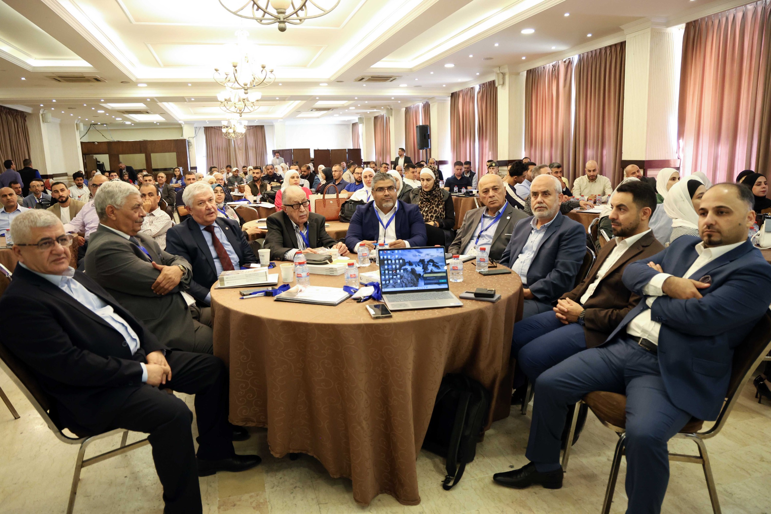 دورة لإعداد وتأهيل المحكّم الهندسي