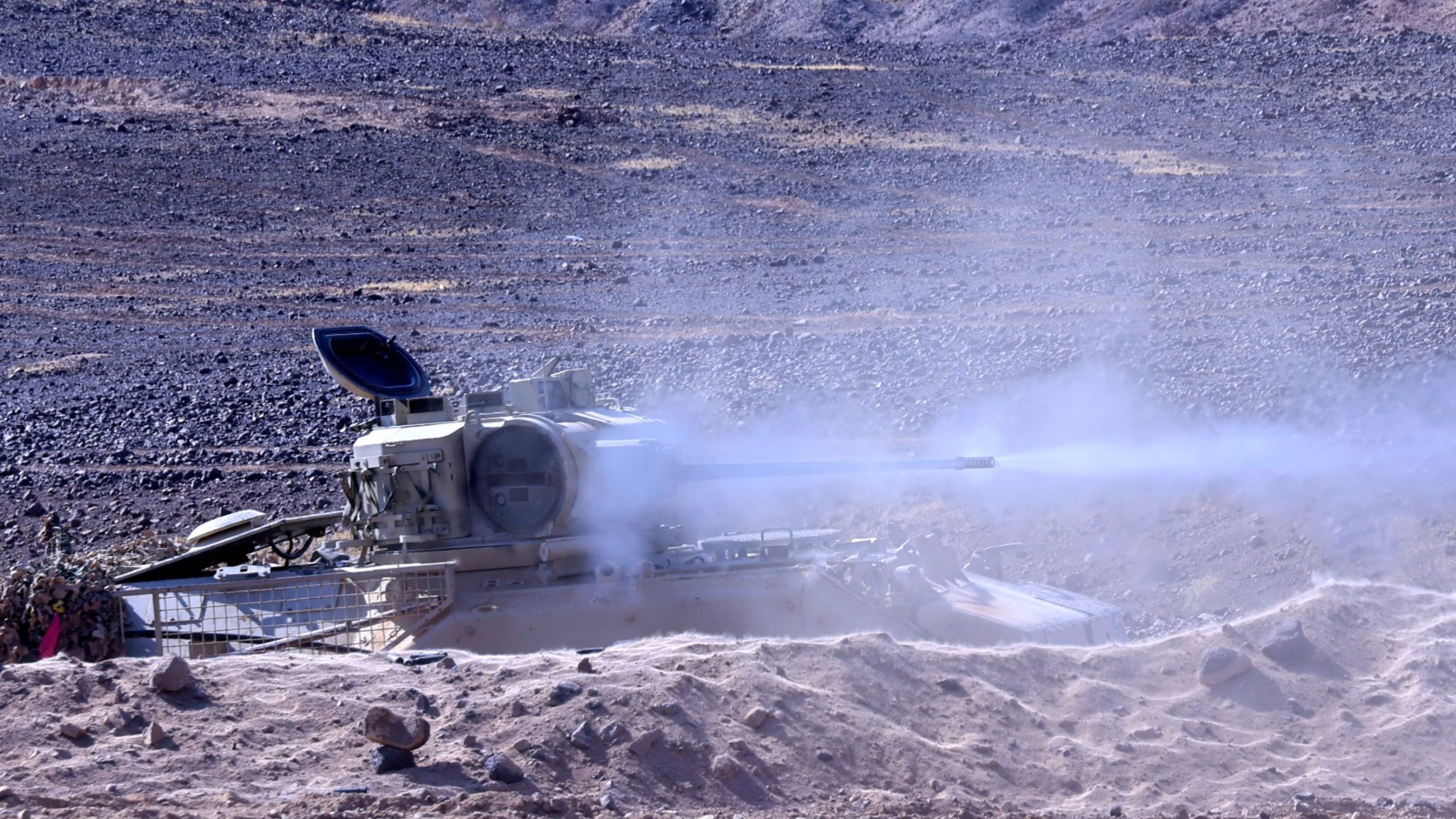 رئيس هيئة الأركان يتابع التمرين التعبوي صهيل العاديات