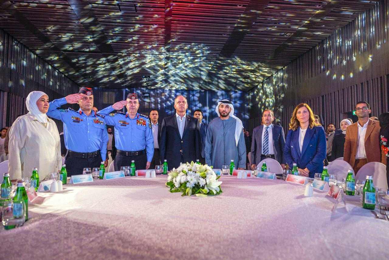 الأمير فيصل يتوج الفائزين في سباق أيلة للدراجات الهوائية