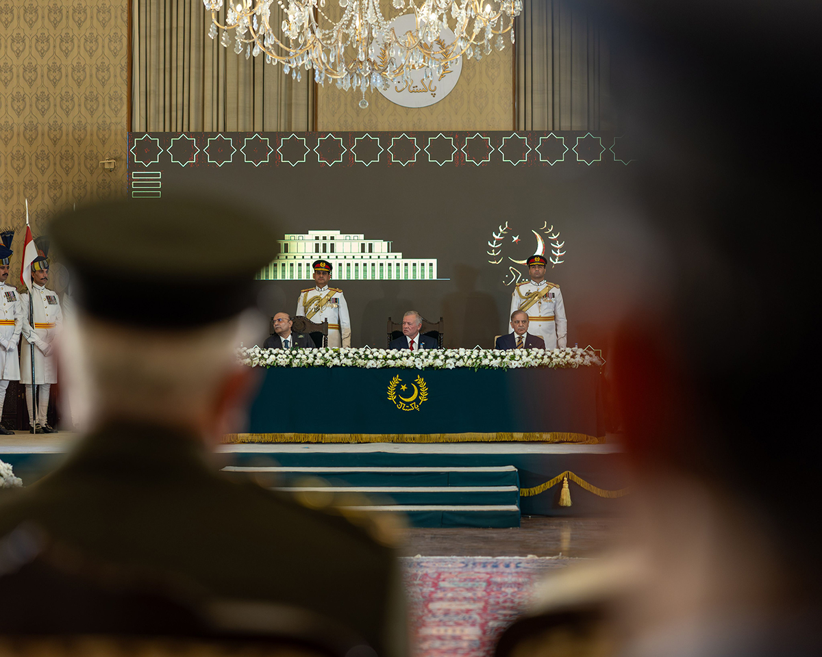 الملك والرئيس الباكستاني يعقدان مباحثات في إسلام آباد