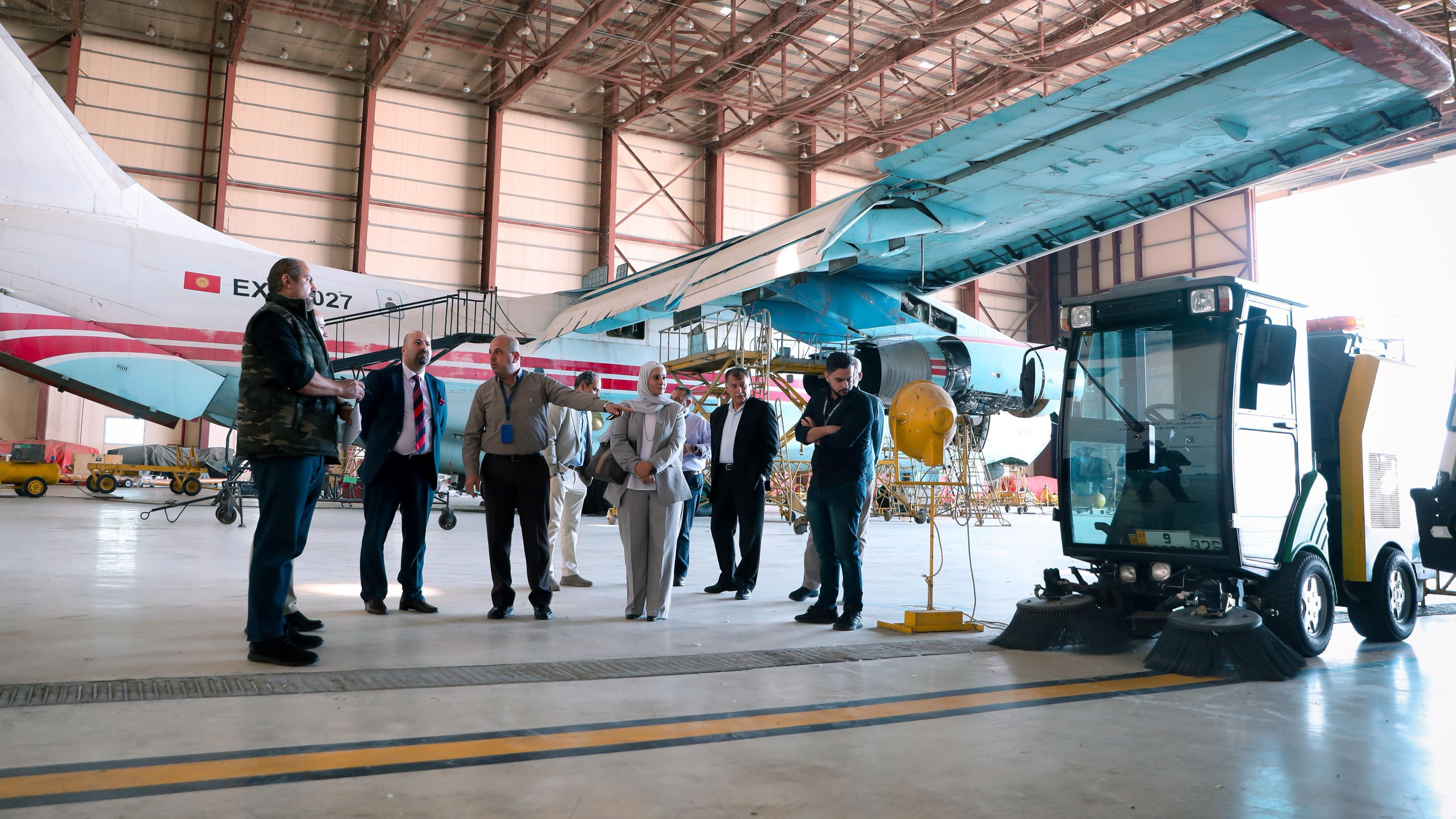 بحث تطوير قدرات الشحن الجوي بمطار الملك الحسين بالعقبة