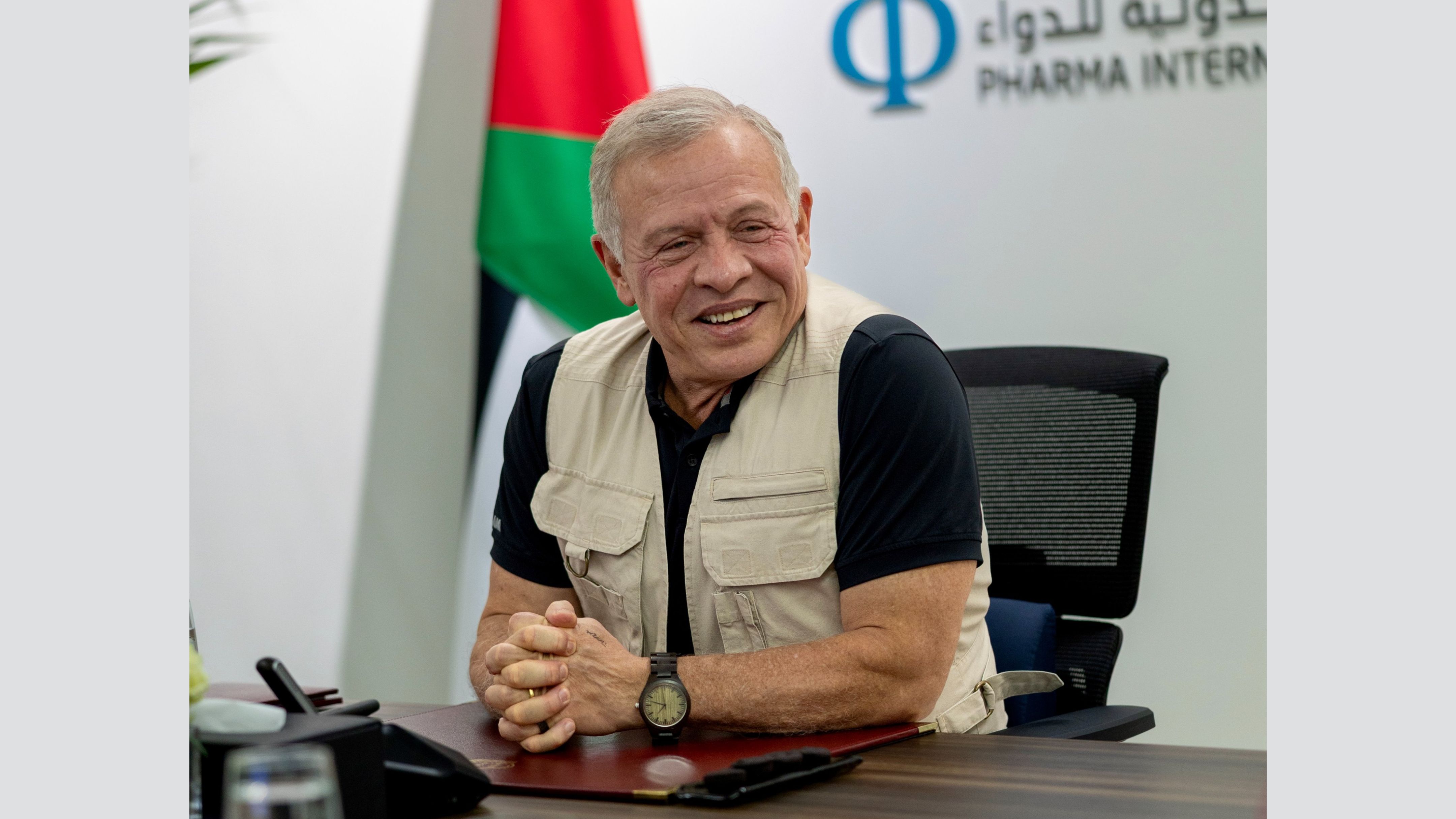 الملك يزور منشآت صناعية في القسطل توفر أكثر من 1650 فرصة عمل