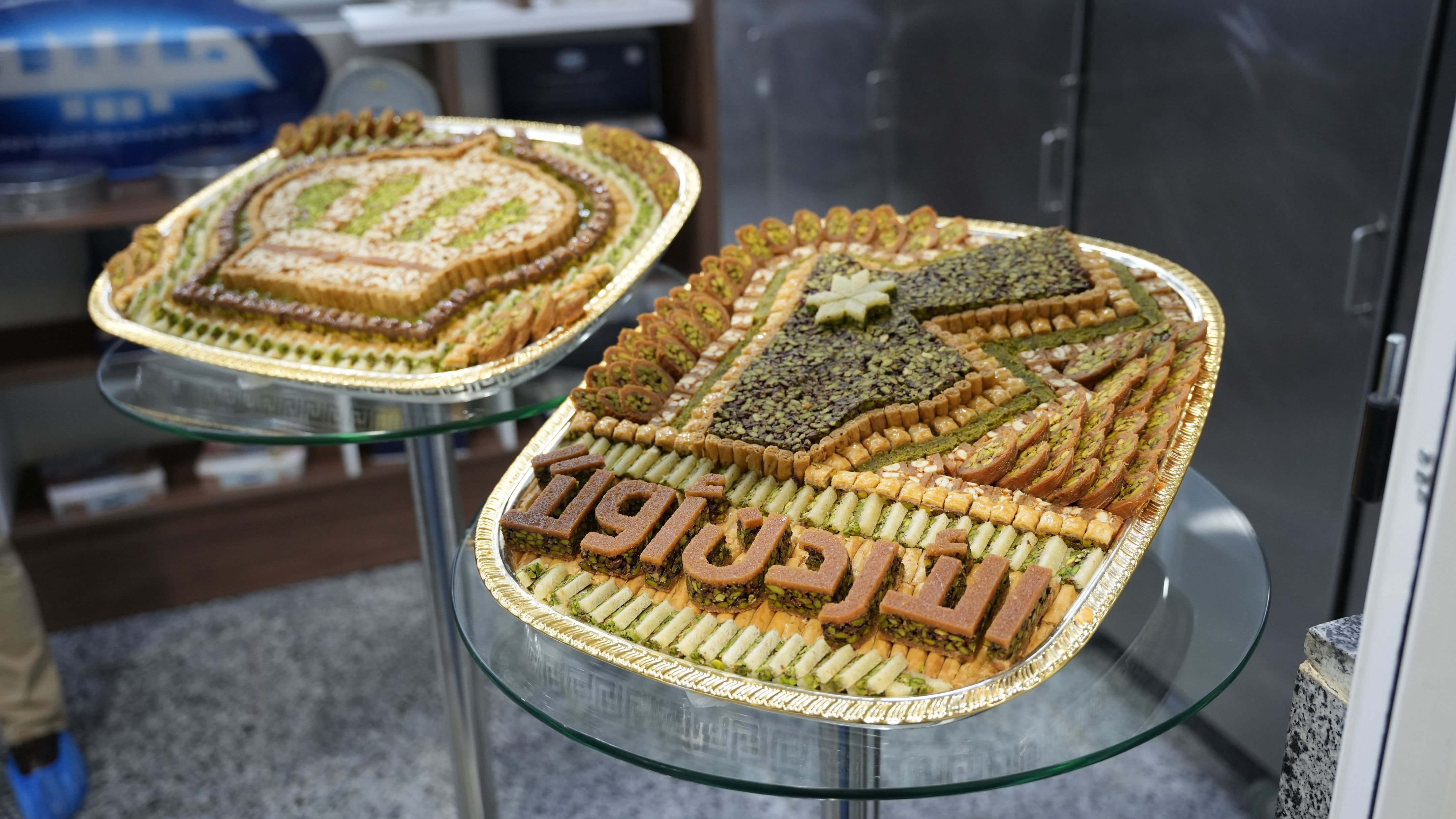 الملك يزور منشآت صناعية في القسطل توفر أكثر من 1650 فرصة عمل