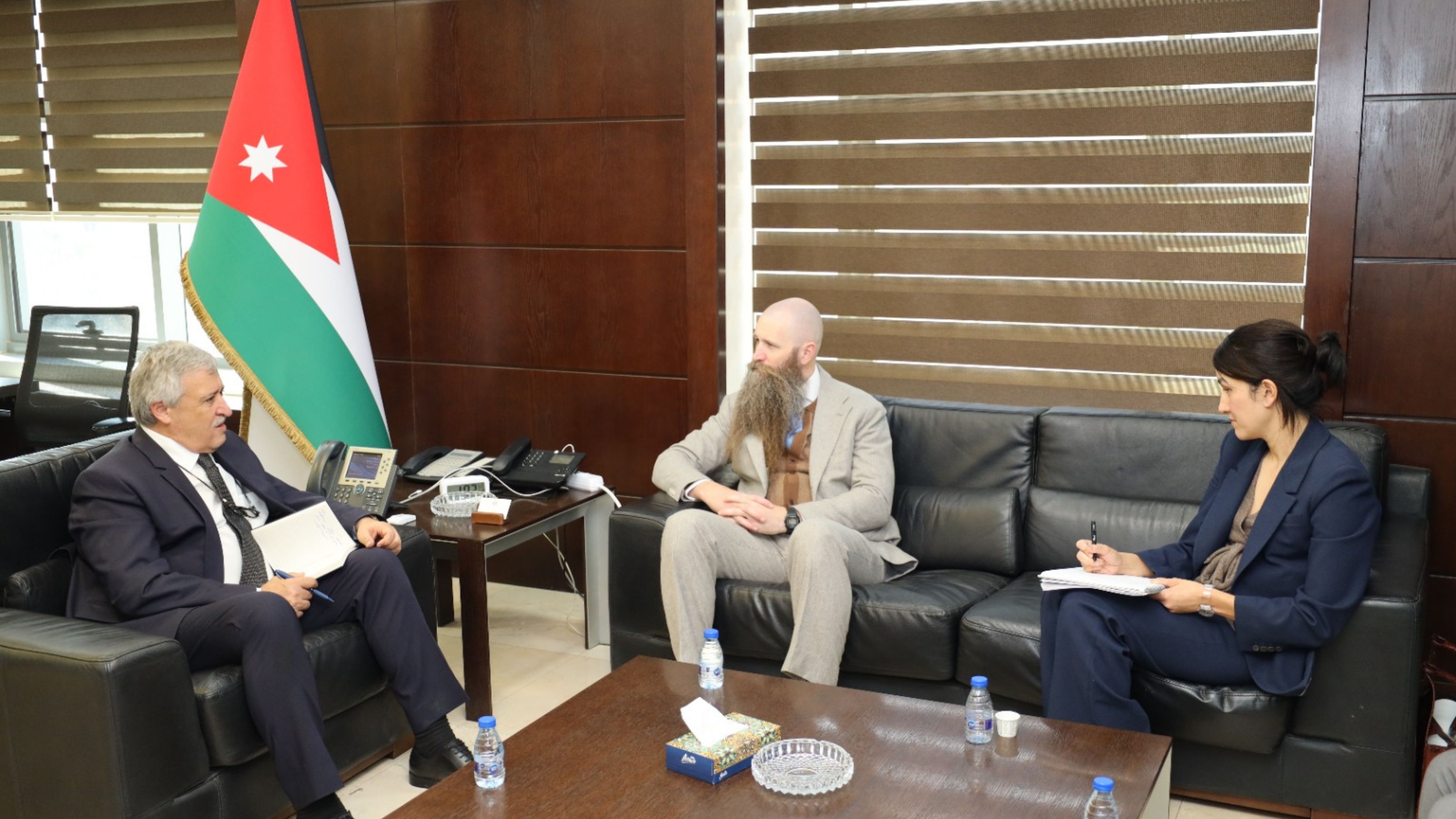 وزير النقل يستقبل السفير الأميركي ويبحث آفاق التعاون المشترك في مجالات النقل