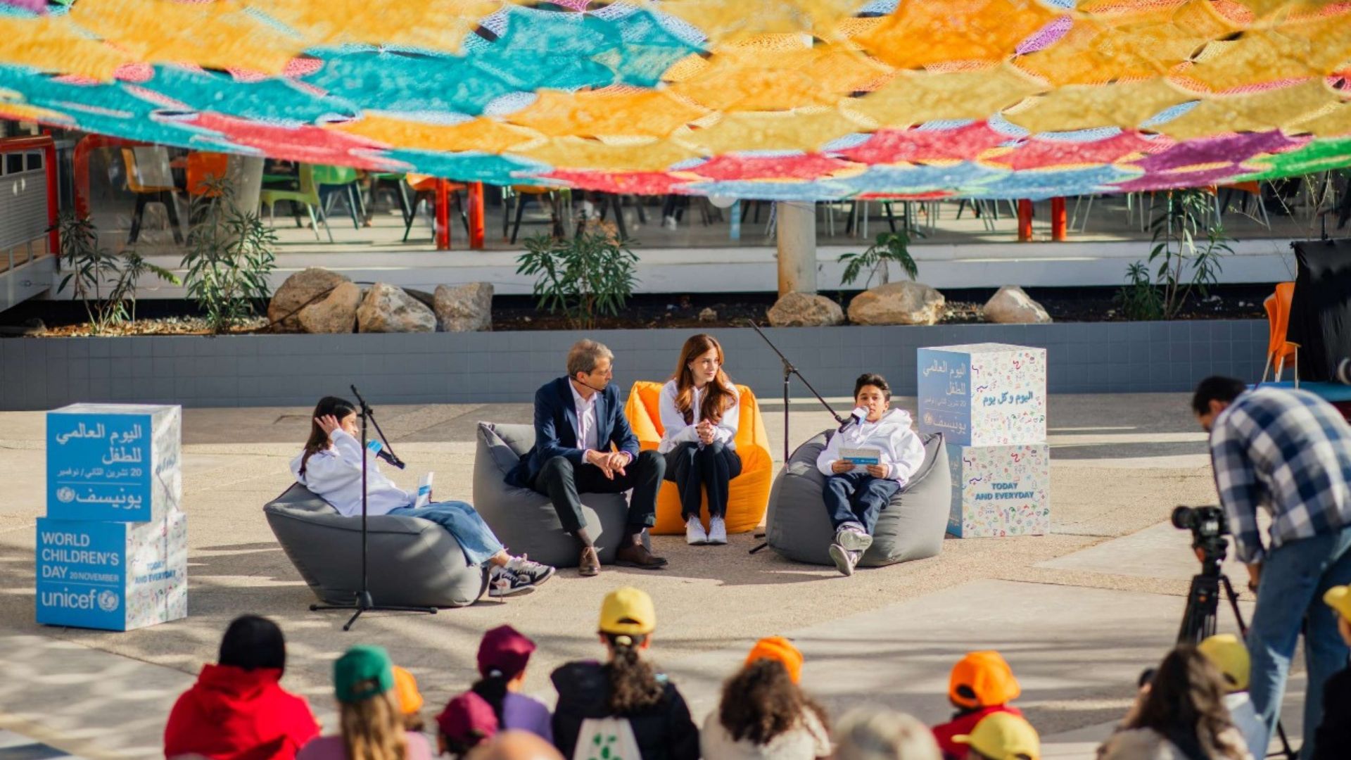 آلاف الأطفال الأردنيين يحتفلون باليوم العالمي للطفل