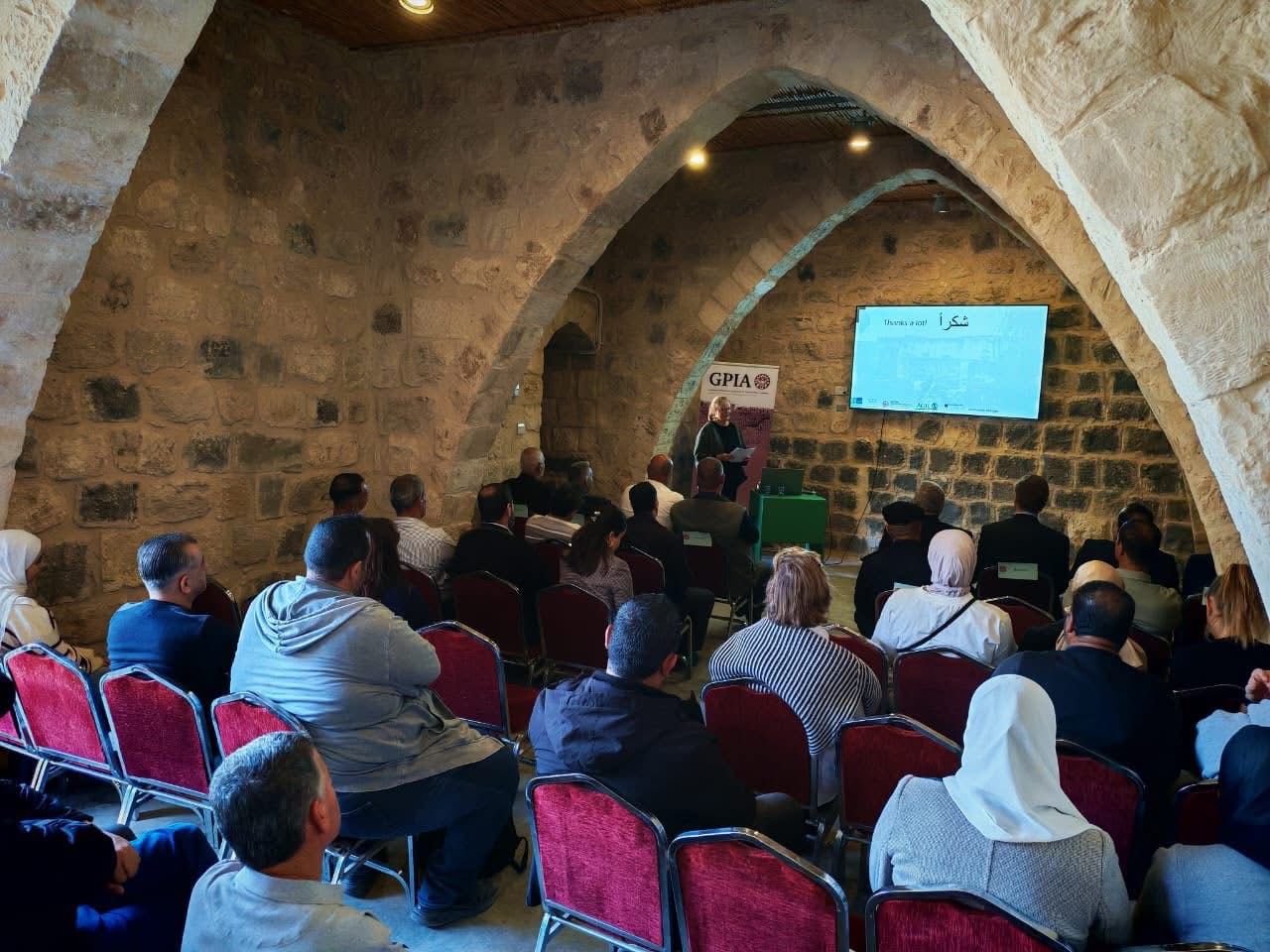 اختتام مشروع ترميم حوش الروسان في أم قيس