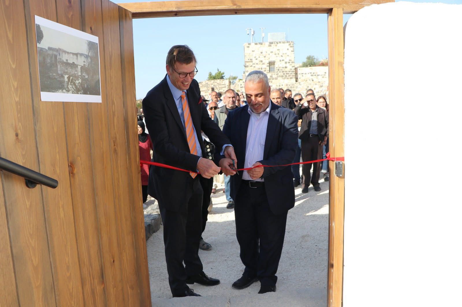 اختتام مشروع ترميم حوش الروسان في أم قيس