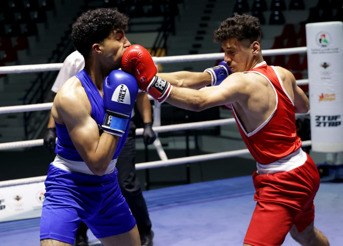 200 لاعب يشاركون في بطولة الأندية والمراكز للملاكمة