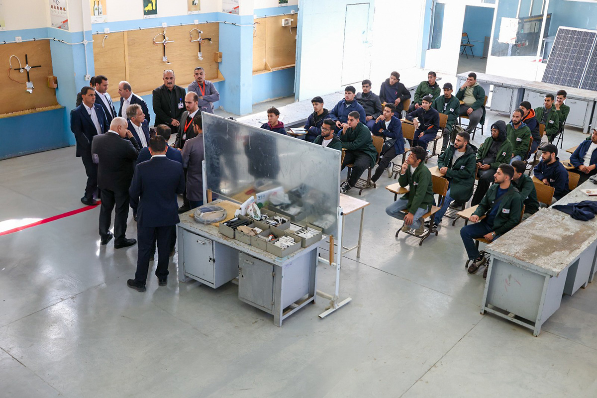 رئيس الوزراء يتابع سير العمل في مواقع زارها سابقا ويتفقد مواقع جديدة في ألوية الرّصيفة والهاشمية والقصبة بالزرقاء