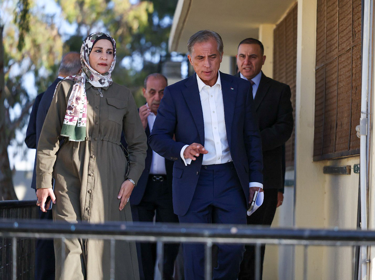 رئيس الوزراء يتابع سير العمل في مواقع زارها سابقا ويتفقد مواقع جديدة في ألوية الرّصيفة والهاشمية والقصبة بالزرقاء