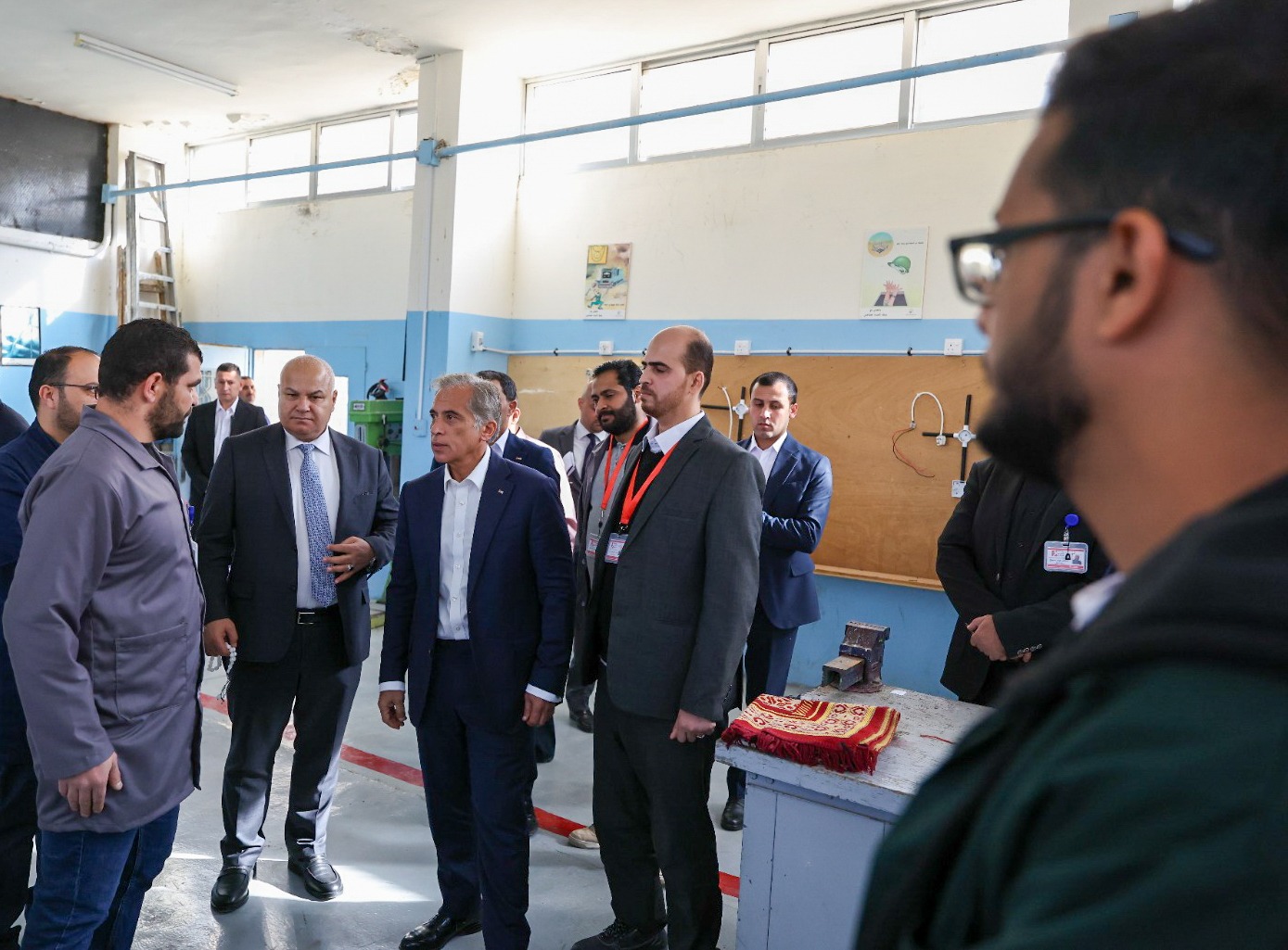 رئيس الوزراء يتابع سير العمل في مواقع زارها سابقا ويتفقد مواقع جديدة في ألوية الرّصيفة والهاشمية والقصبة بالزرقاء