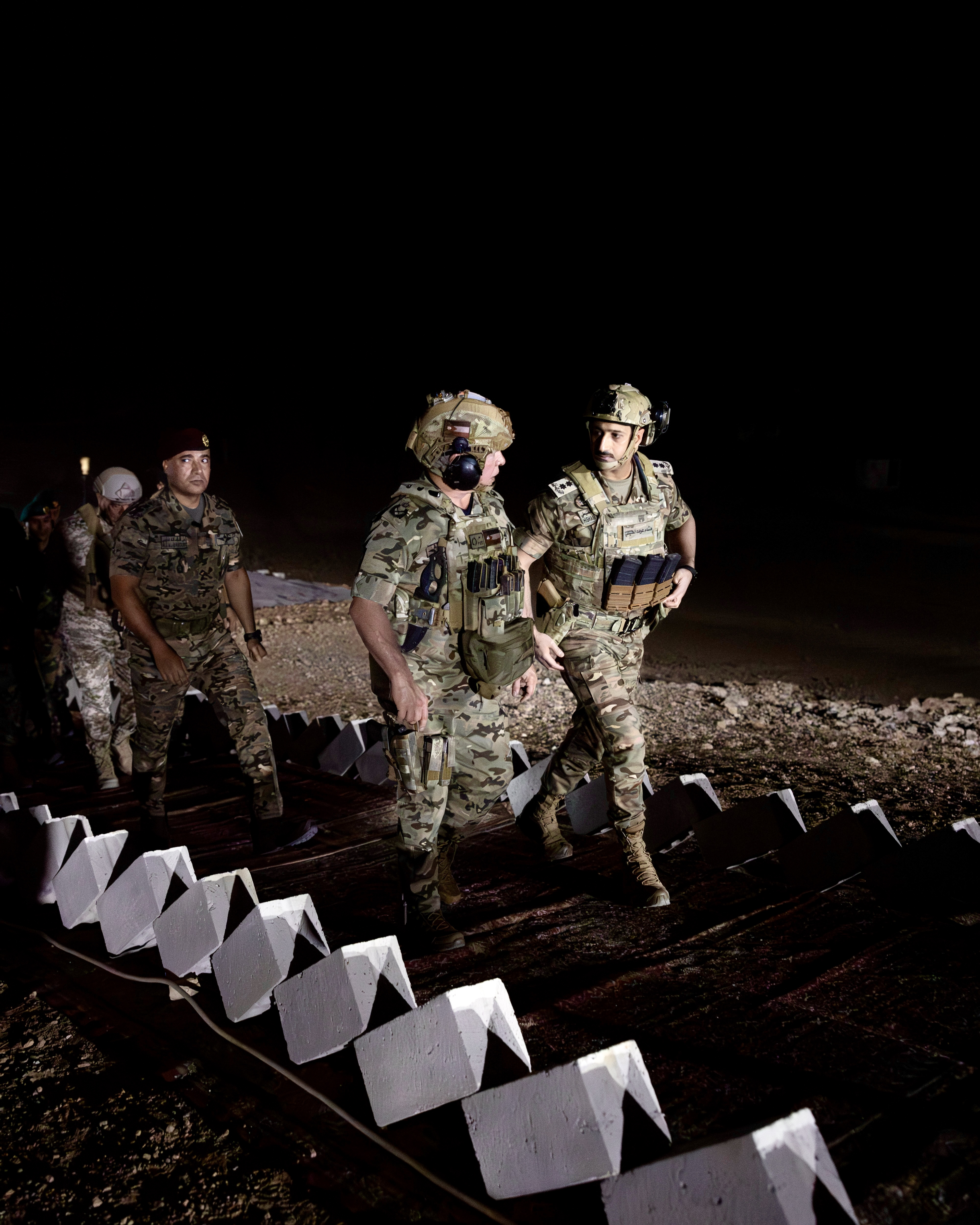  الملك يتابع تمرين أسود الهواشم بمشاركة ولي العهد