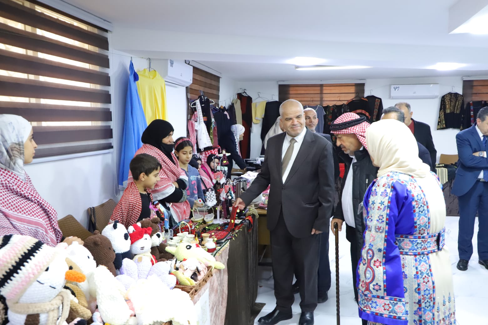 افتتاح معرض للحرف اليدوية بضاحية الأمير الحسن 