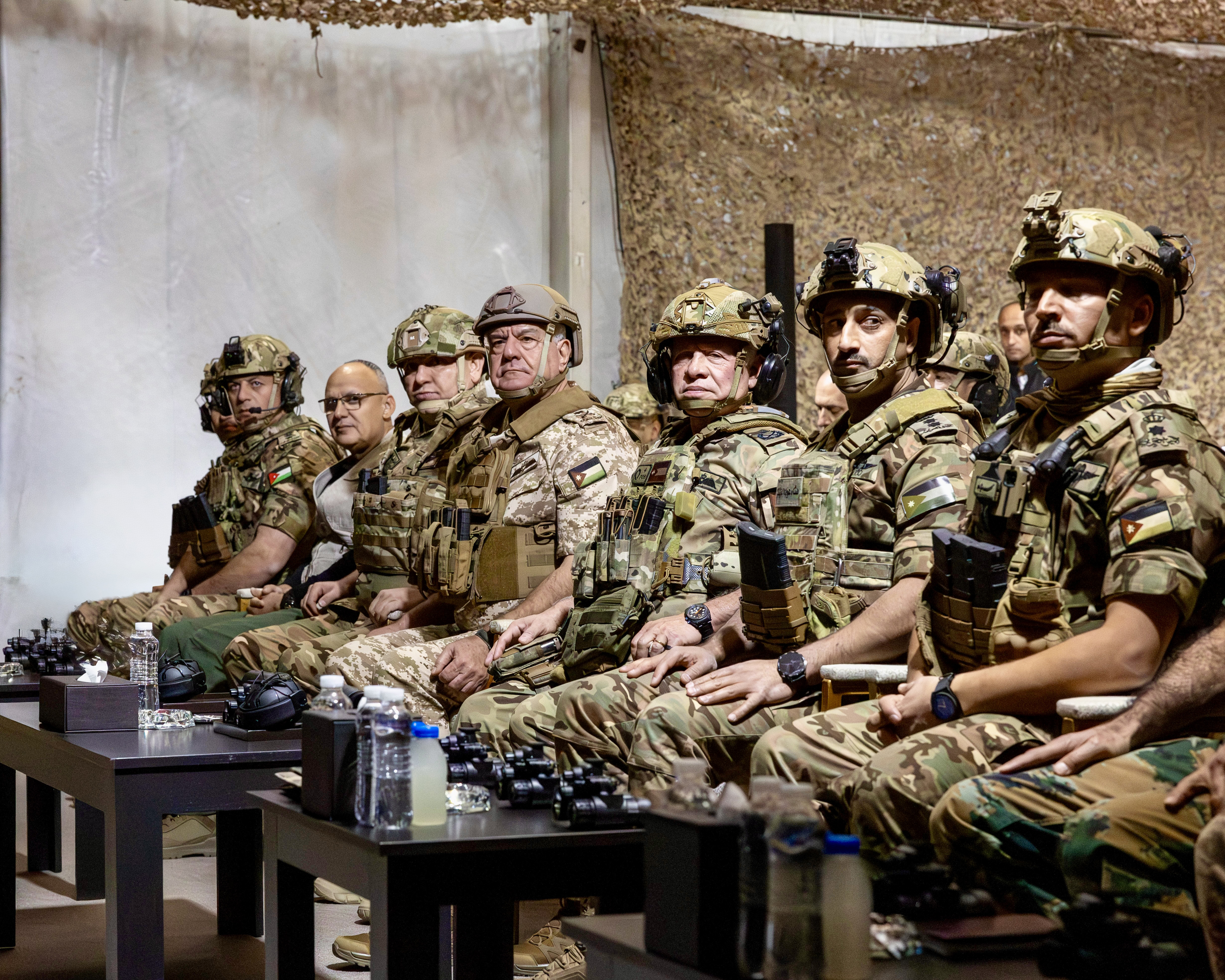  الملك يتابع تمرين أسود الهواشم بمشاركة ولي العهد