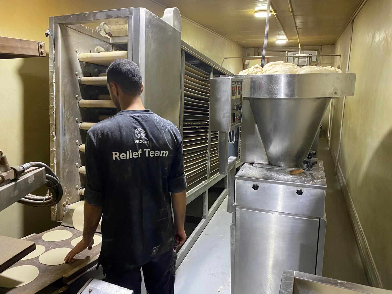 المخبز الأردني المتنقل في غزة ينتج حوالي 11 مليون رغيف خبز منذ بداية العام