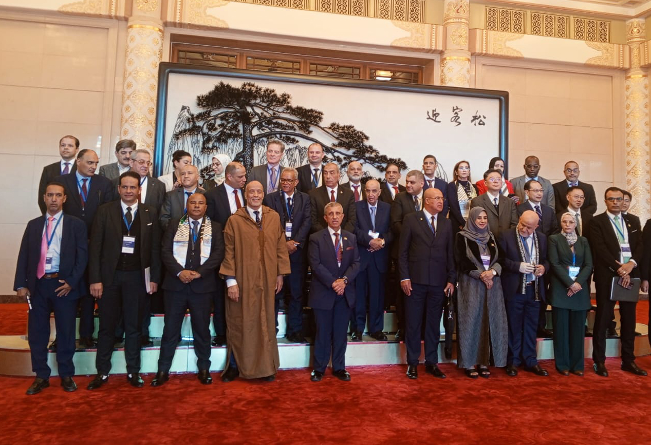 وفد من الأعيان يشارك بأعمال ندوة البرلمانيين العرب في بكين