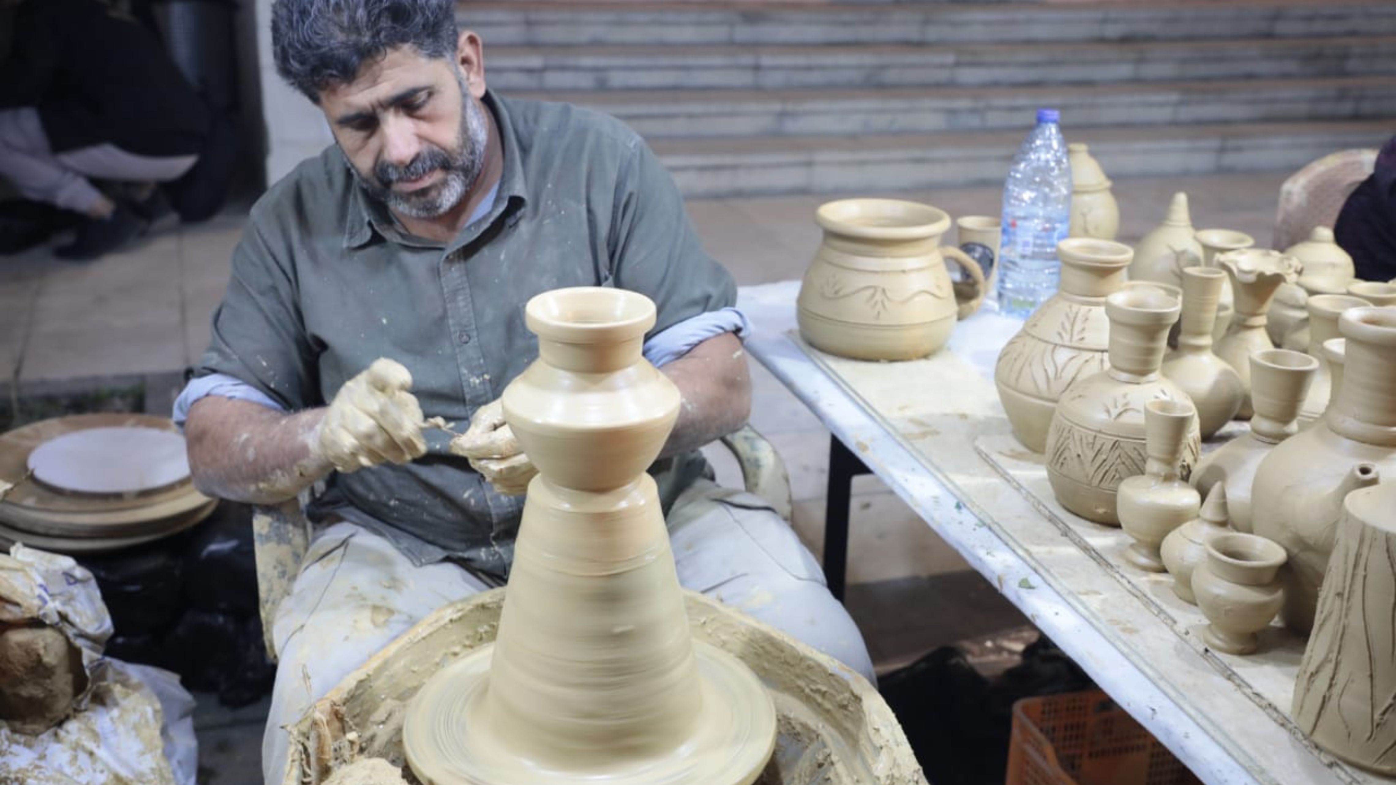 افتتاح مهرجان الخزف والفخار الدولي الأول