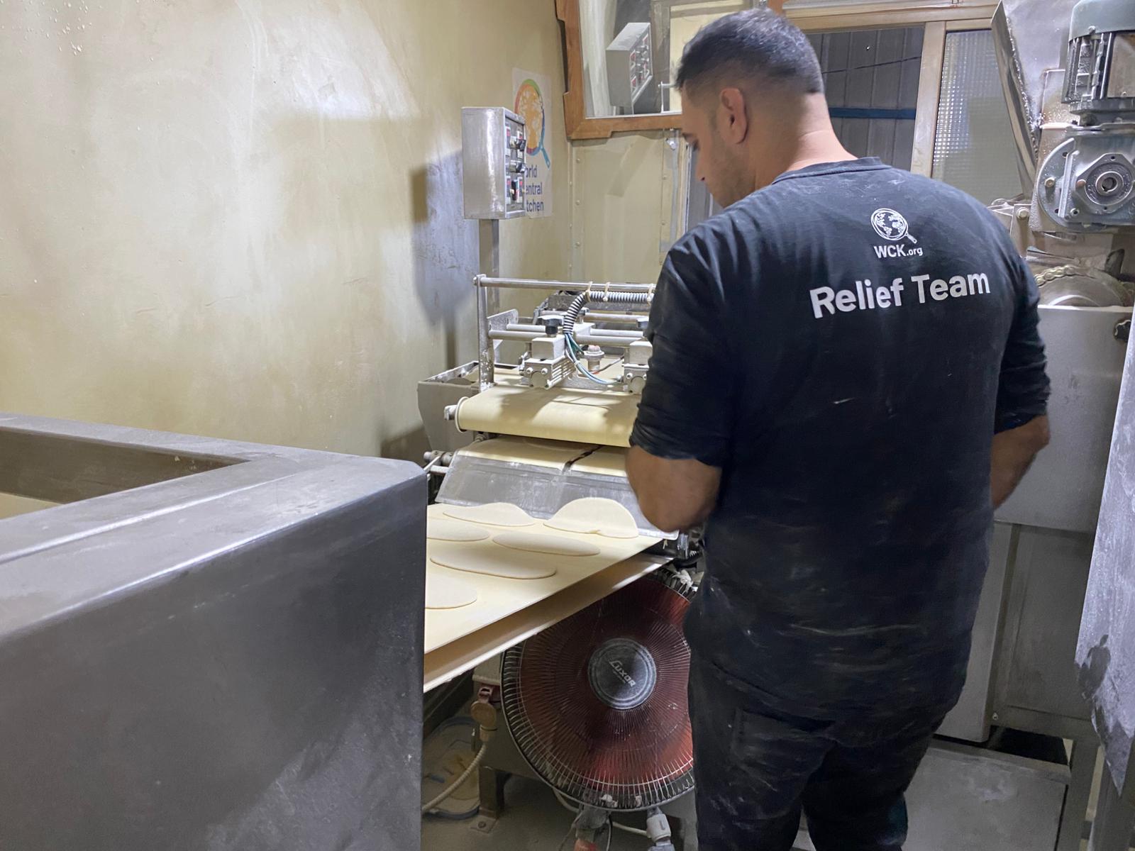 المخبز الأردني المتنقل في غزة ينتج حوالي 11 مليون رغيف خبز منذ بداية العام