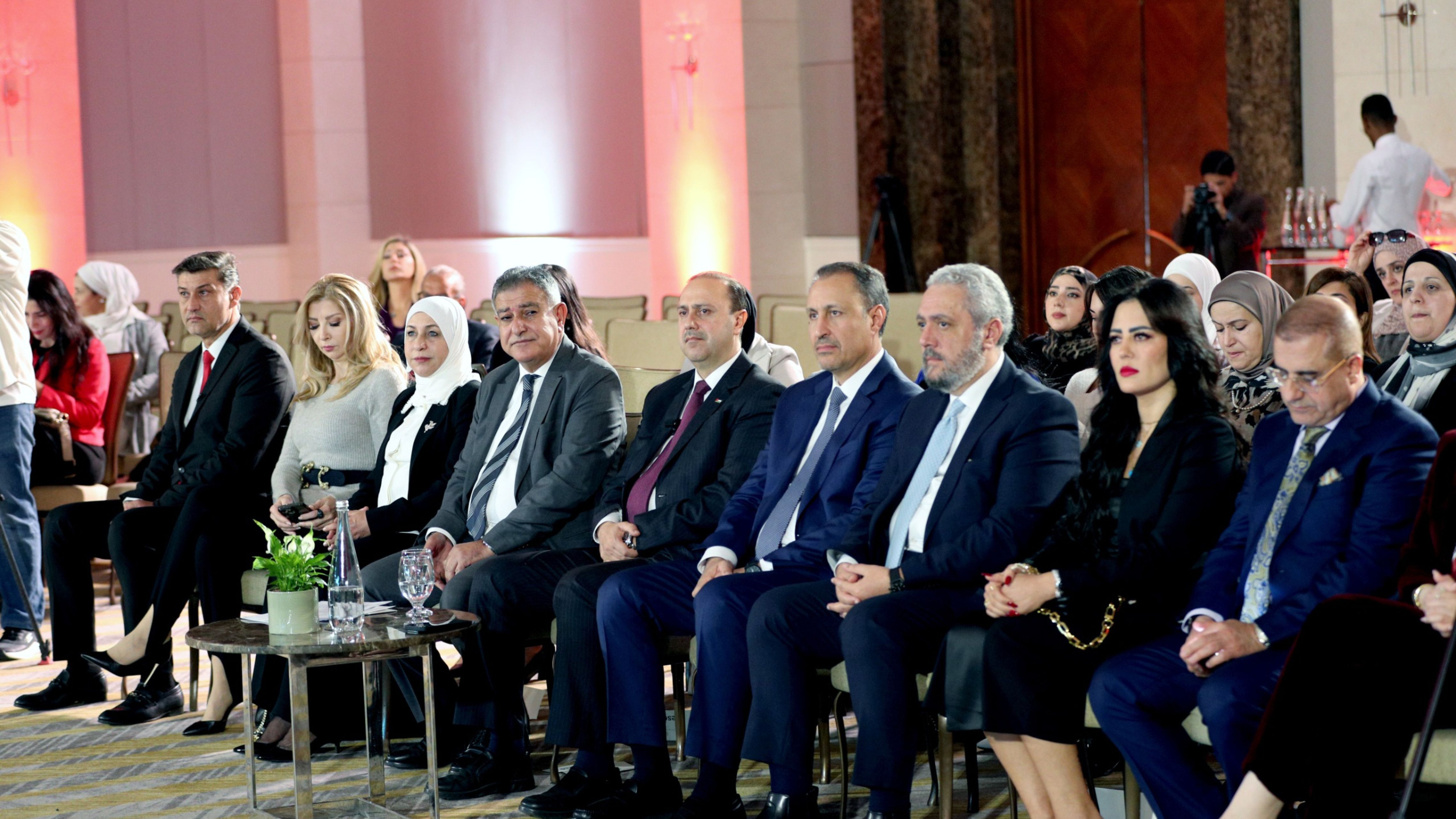 مندوبا عن الأمير علي.. المومني يرعى إطلاق المنتدى العالمي للتواصل الاجتماعي