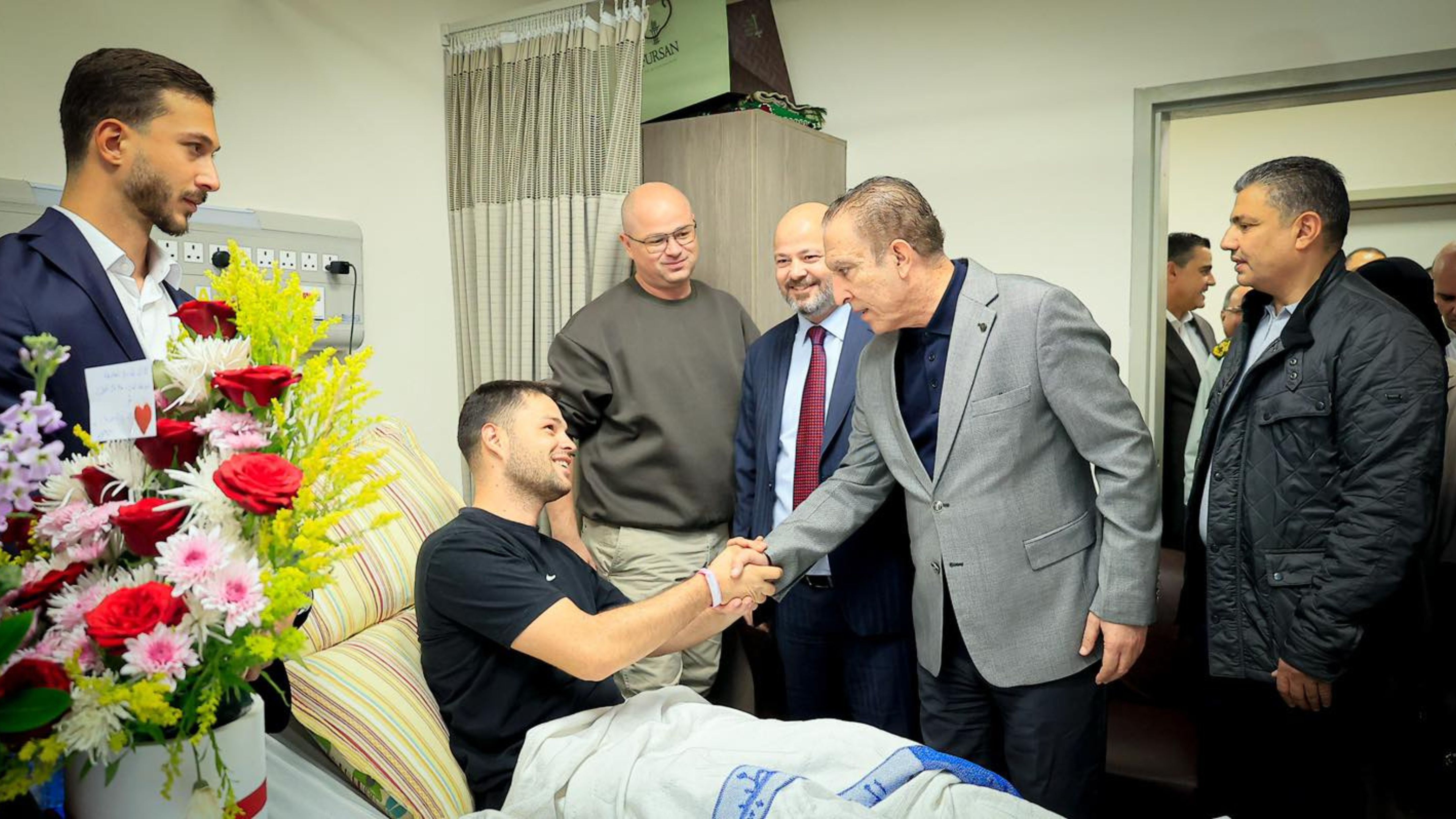 الميثاق النيابية تزور مصابي المداهمة الأمنية في الرمثا