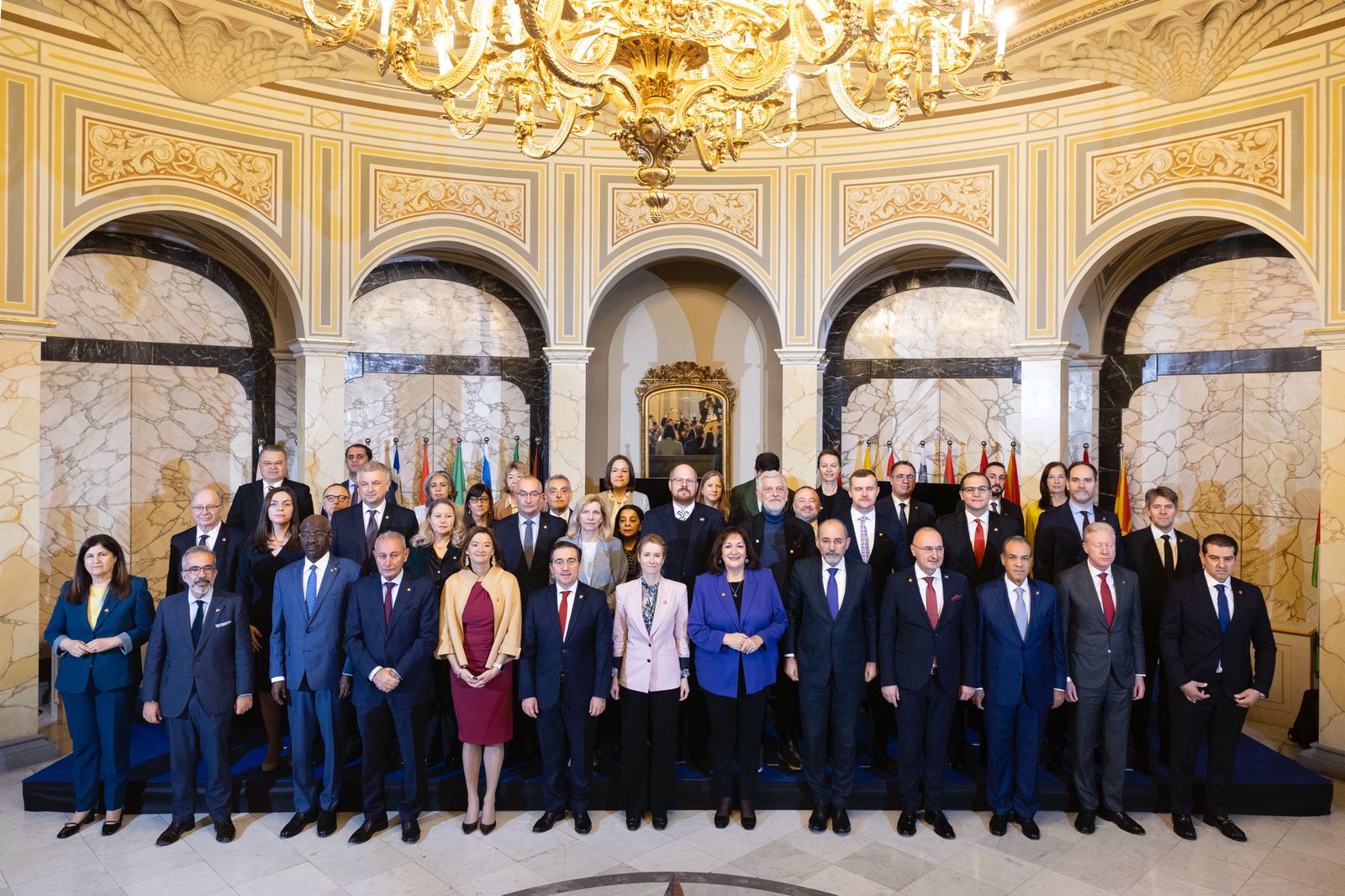 وزير الخارجية والممثّلة العليا للاتحاد الأوروبي يترأسان المنتدى الإقليمي العاشر للاتحاد من أجل المتوسط