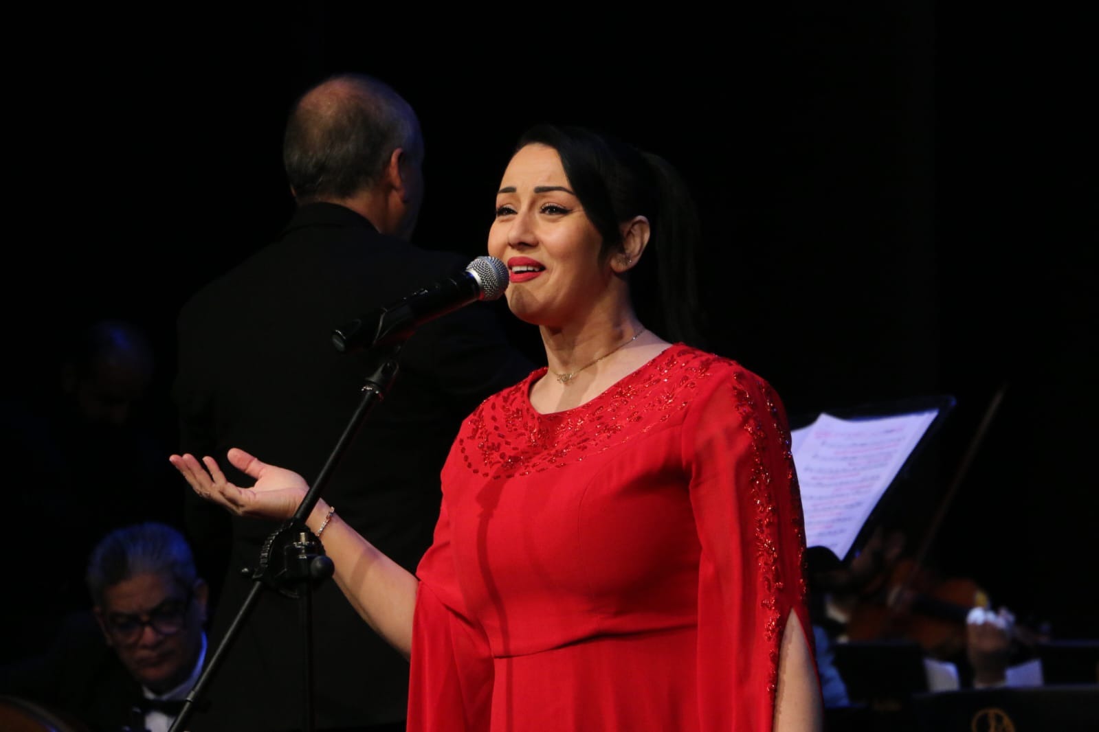 فوز أغنية بيت بآل البيت لأسامة المشلح بالجائزة الاولى في مهرجان الاغنية الاردنية 