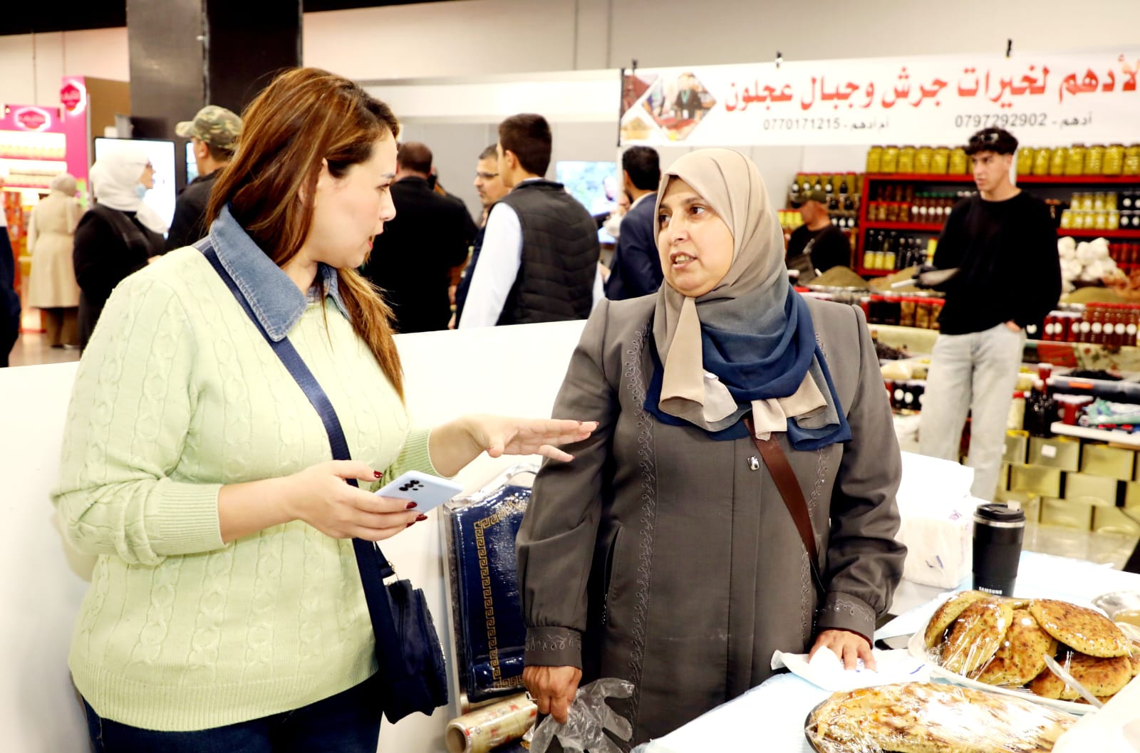 نساء من الريف يروين سيرة الأرض في مهرجان الزيتون الوطني 25