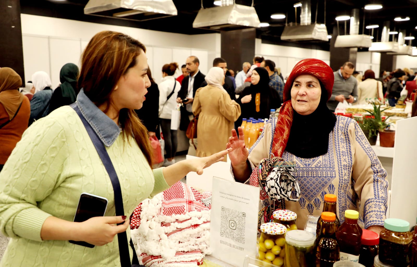 نساء من الريف يروين سيرة الأرض في مهرجان الزيتون الوطني 25